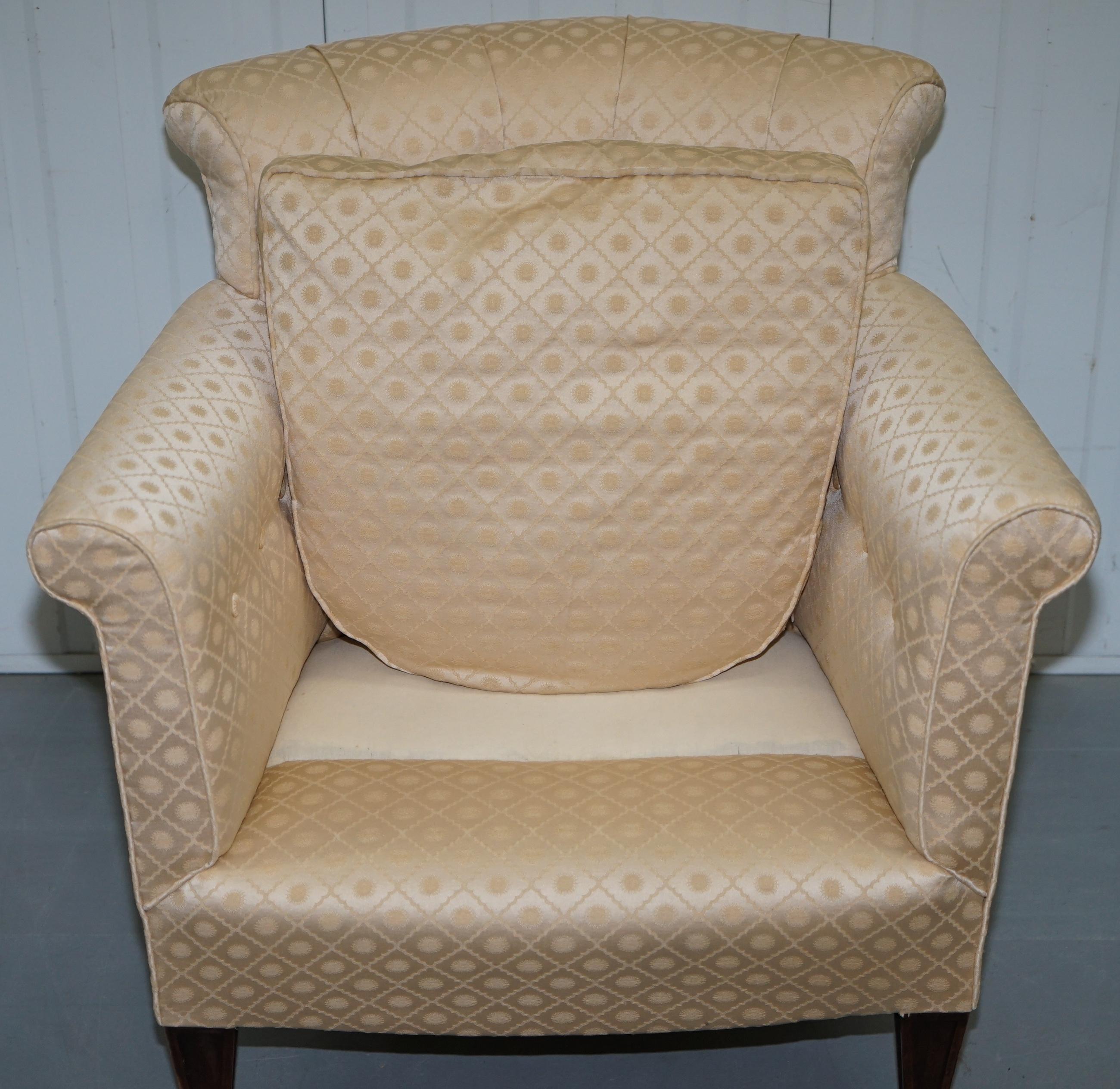 Lovely Period Victorian Chesterfield Buttoned Fabric Upholstered Tub Armchair 3