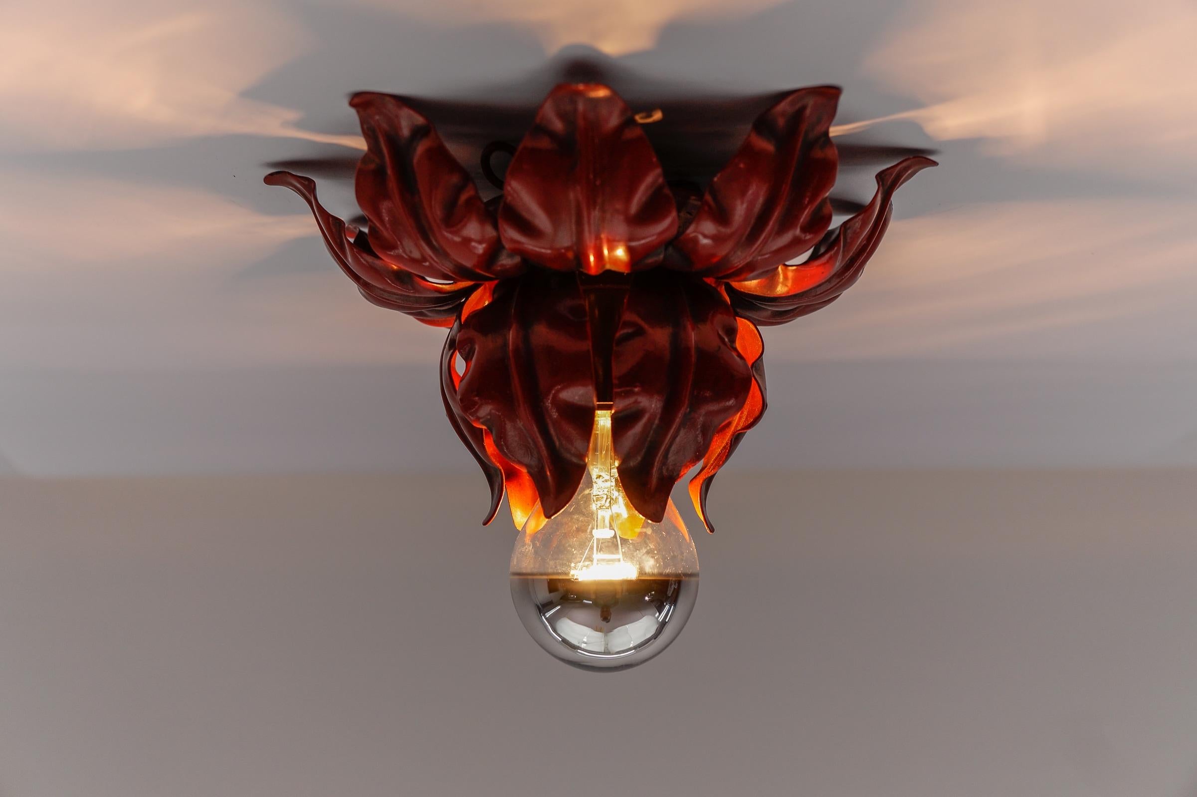 Tedesco Graziosa lampada da soffitto petit red Florentine di Kögl, Germania, anni '60 in vendita