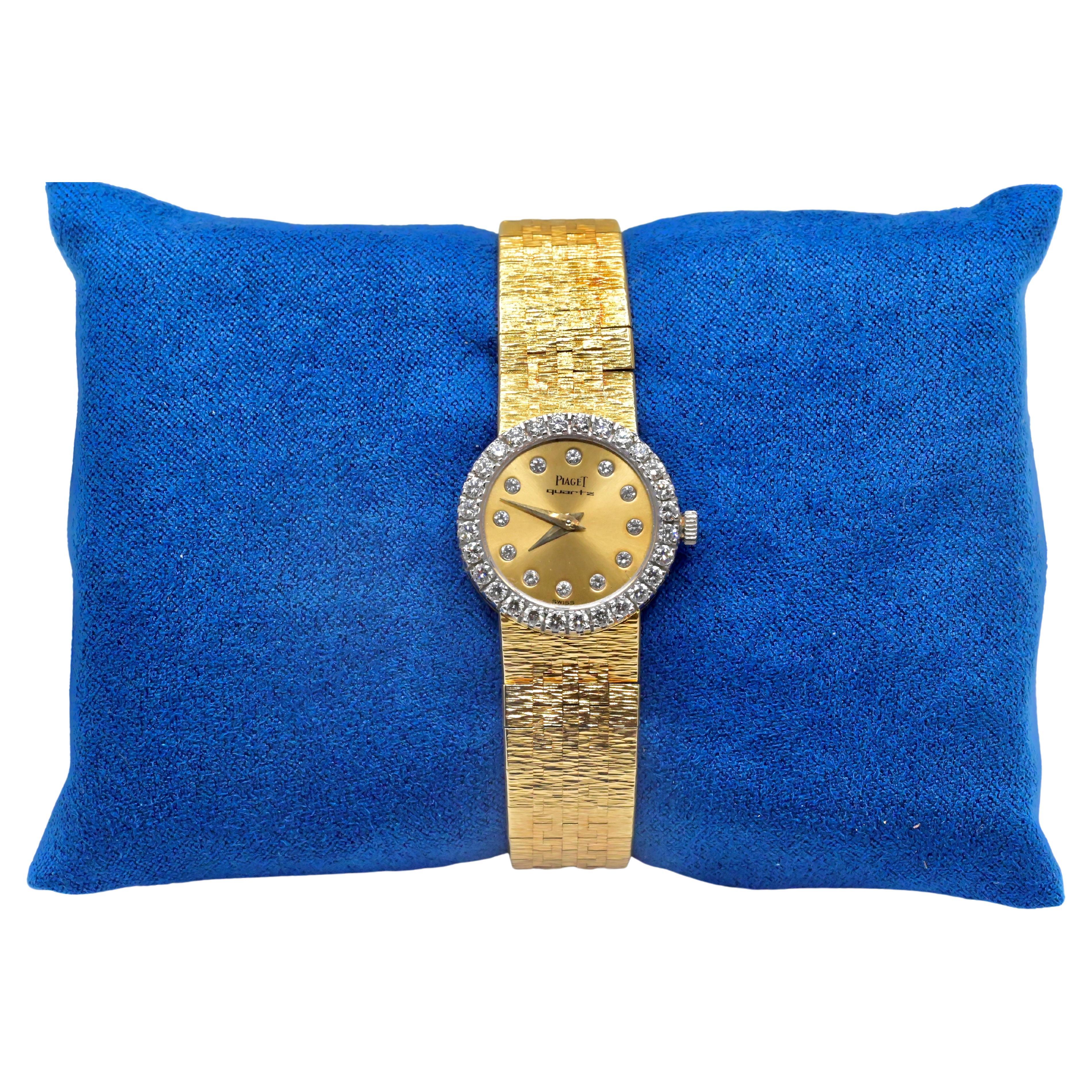 Lovely Piaget Quartz Gold & Diamond Ladies Wristwatch 8226 A6