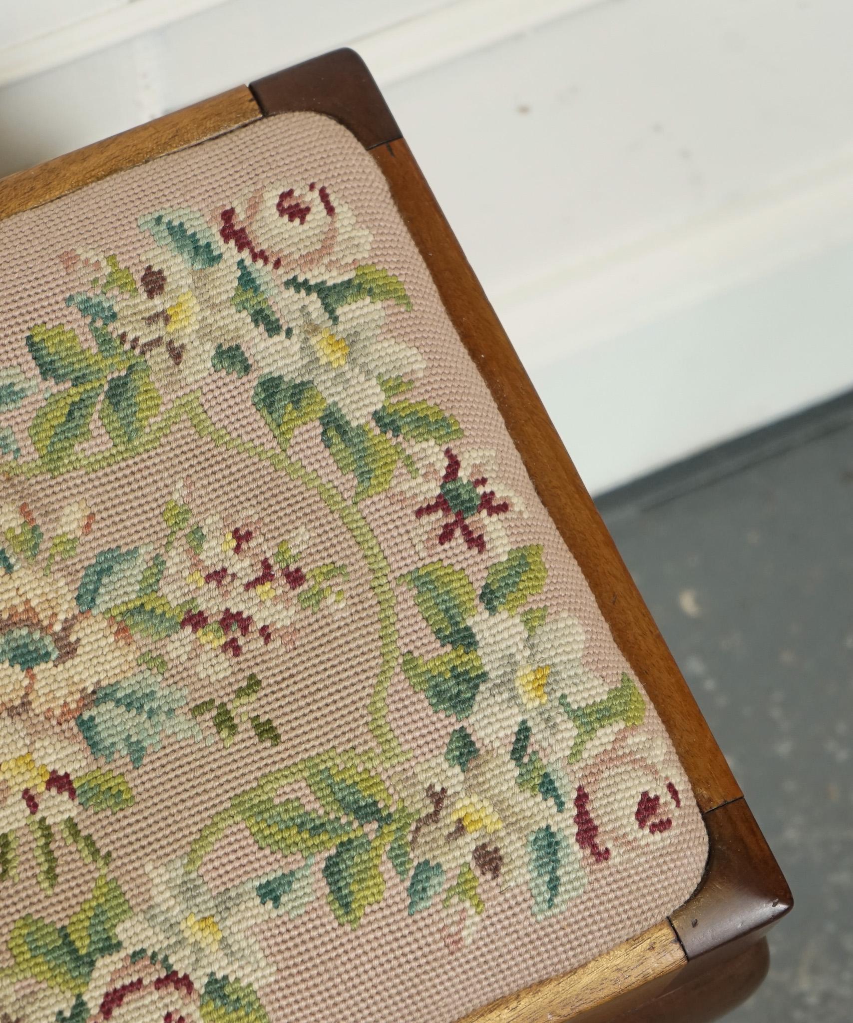 LOVELY PIANO DRESSING TABLE STOOL WITH FLOWER STITCHWORK WITH QUEEN ANNE LEGS j1 For Sale 1