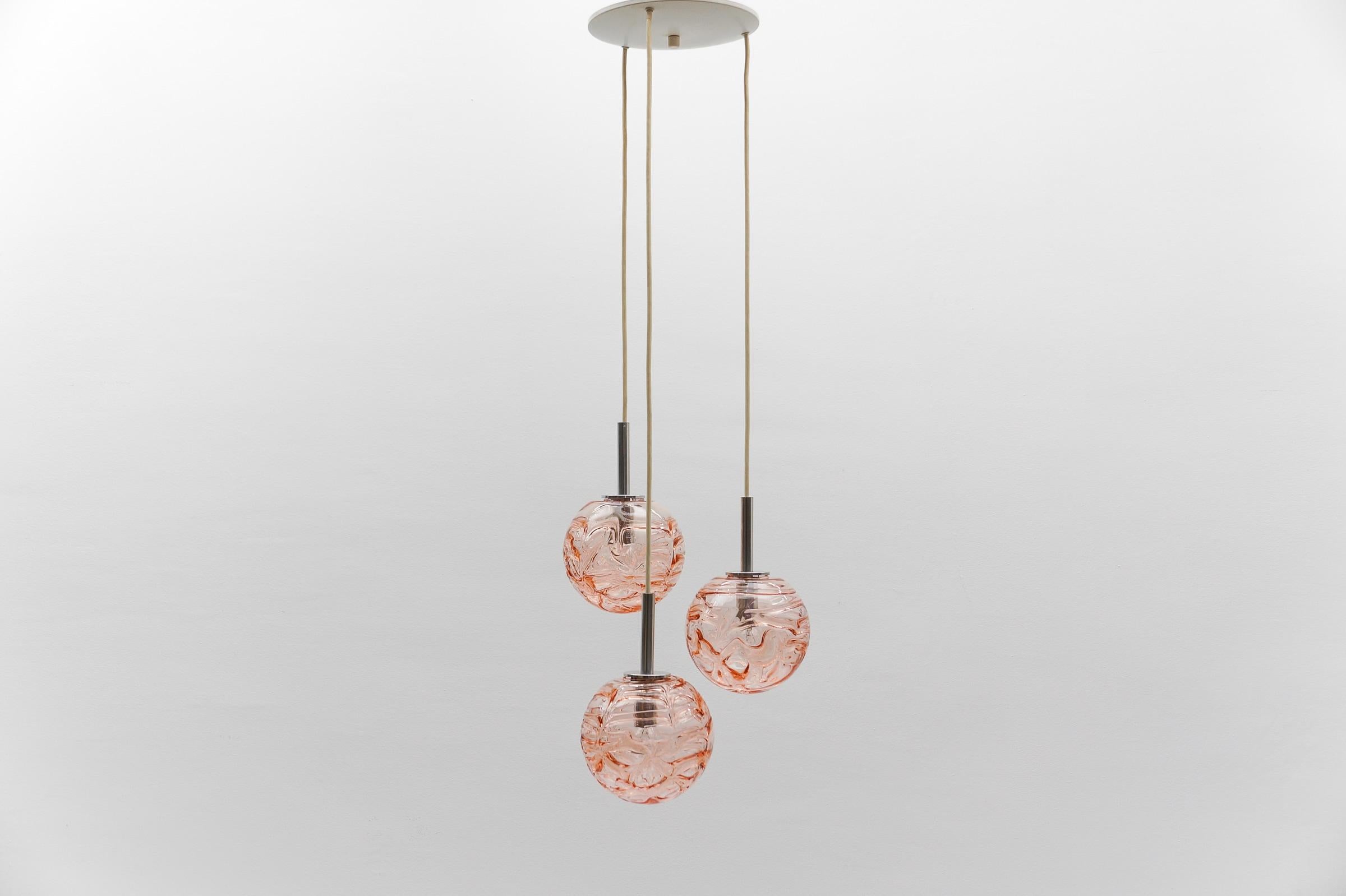 Lovely Pink Murano Glass Ball Pendant Cascading Lamp by Doria, - 1960s Germany In Good Condition In Nürnberg, Bayern