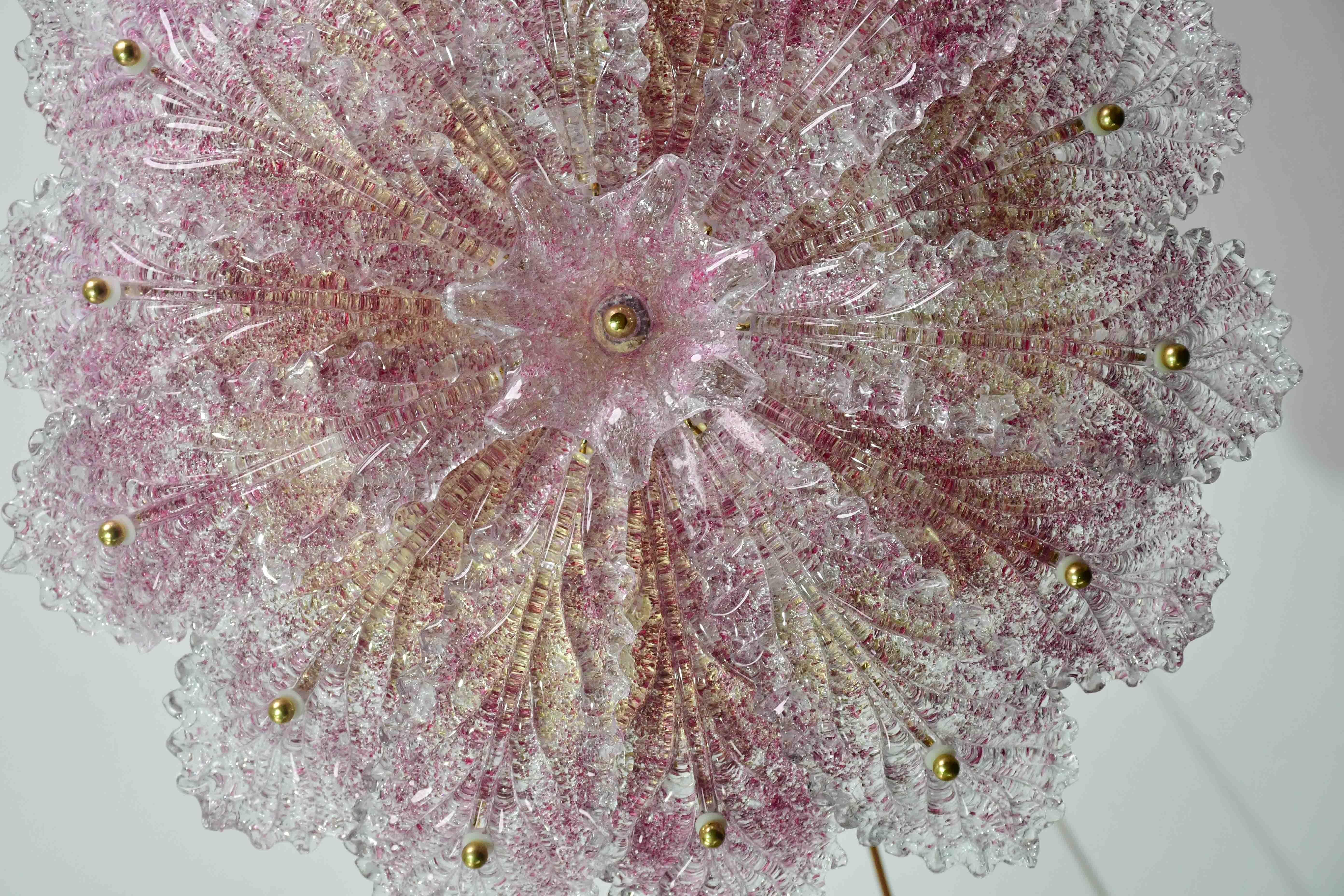 Hübsche rosa Murano-Glas-Deckenleuchte oder -Kronleuchter, 1980 (Ende des 20. Jahrhunderts) im Angebot
