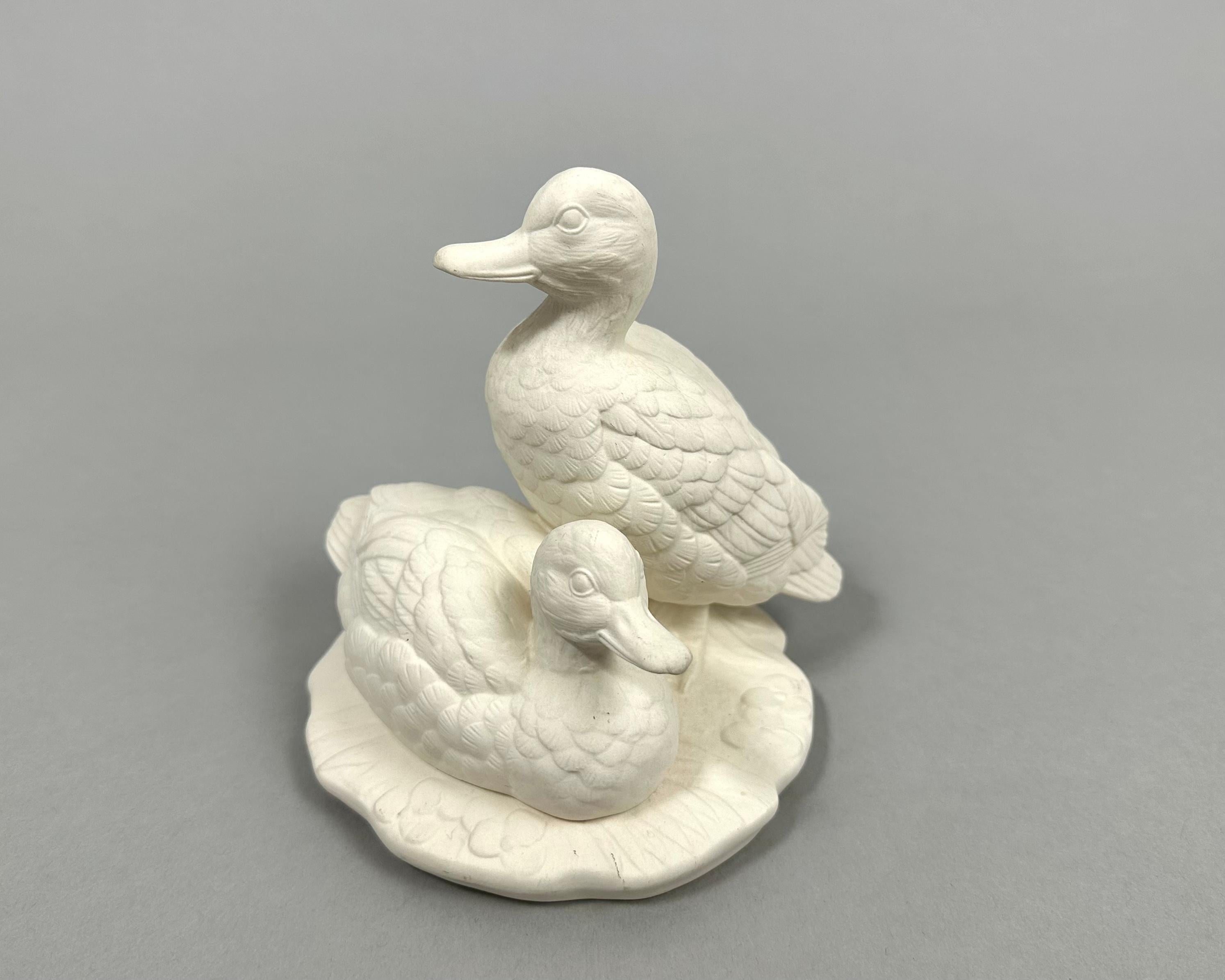 Lovely Porcelain Duck Figurine by Goebel Germany, 1960s In Excellent Condition For Sale In Bastogne, BE