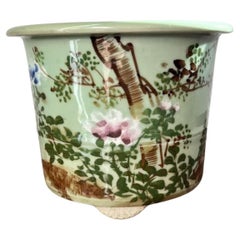 Lovely quality antique Chinese jardiniere 