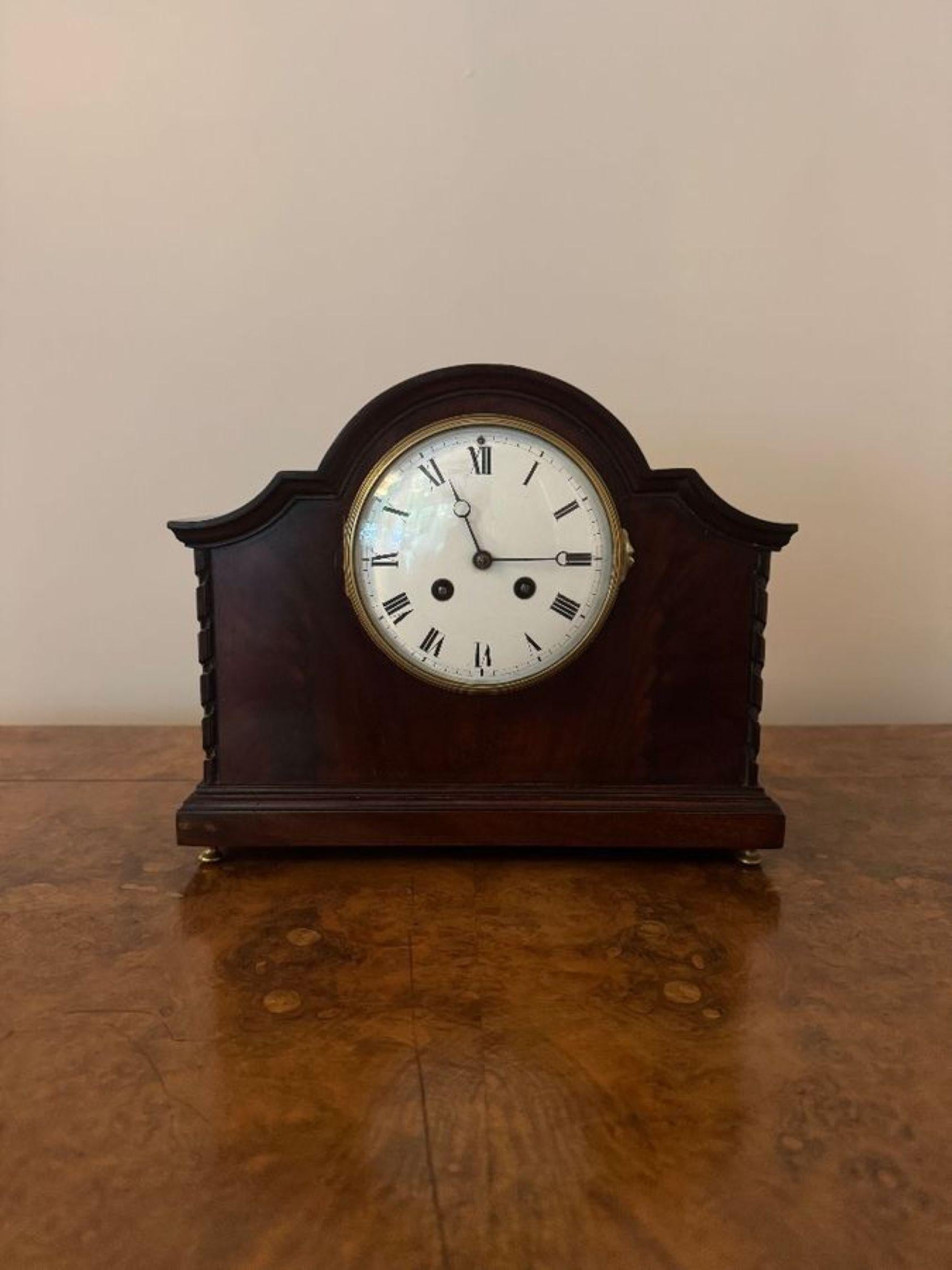 Schöne Qualität antike Edwardian Mahagoni Mantel Uhr (Messing) im Angebot