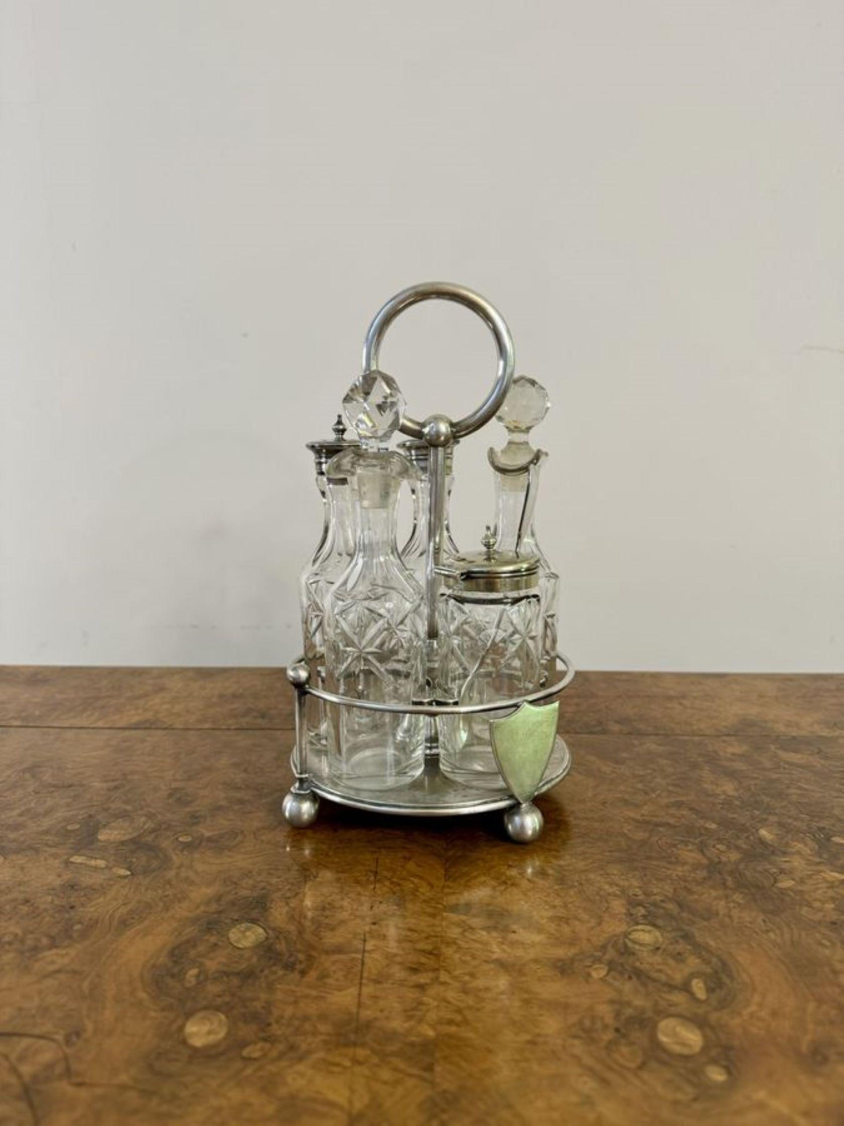 Precioso juego de vinagreras antiguas eduardianas de calidad bañadas en plata Chapado en plata en venta