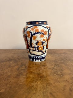 Lovely quality antique Japanese imari vase