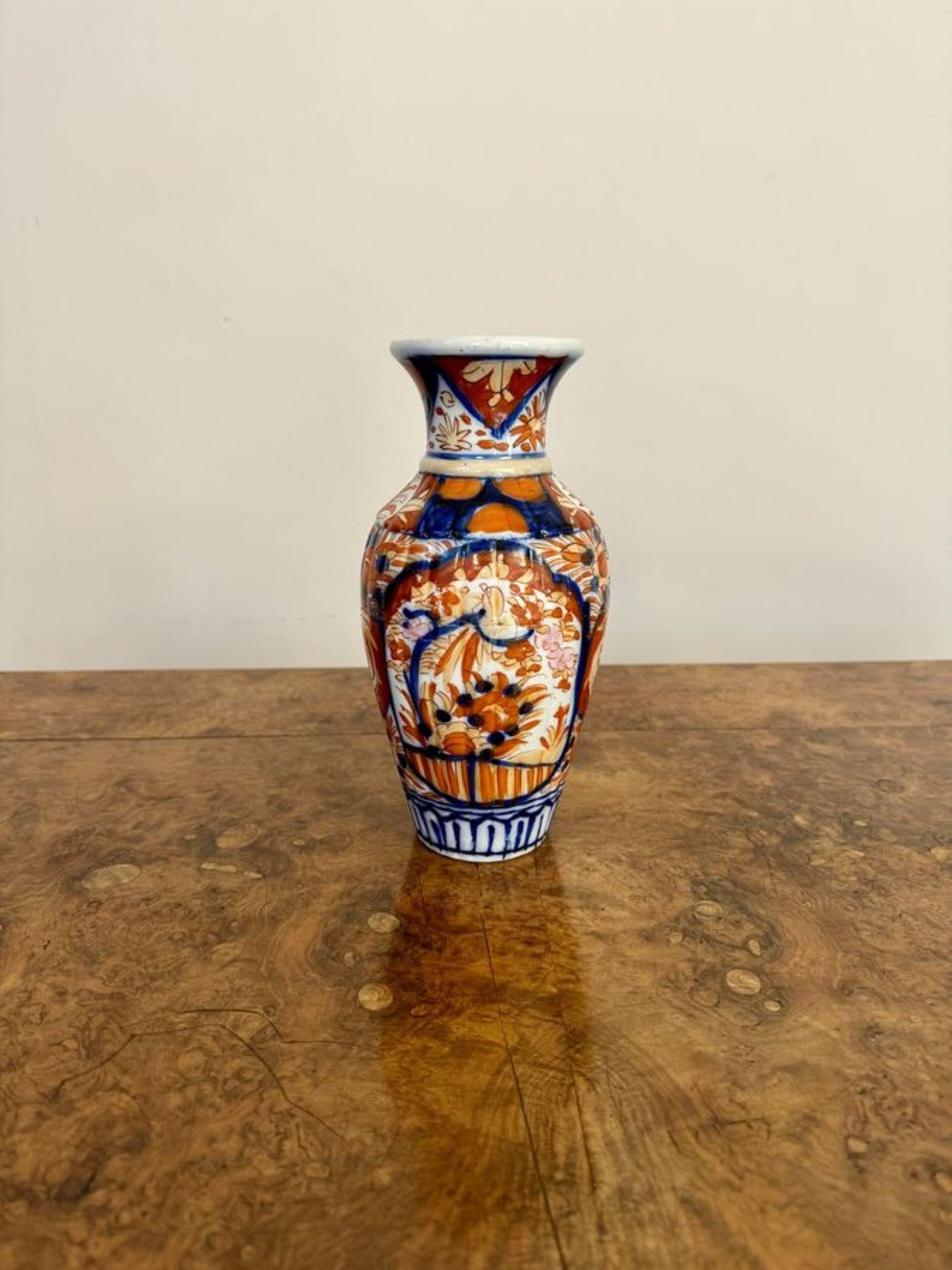 Schöne antike japanische Imari-Vase in schöner Qualität (20. Jahrhundert) im Angebot