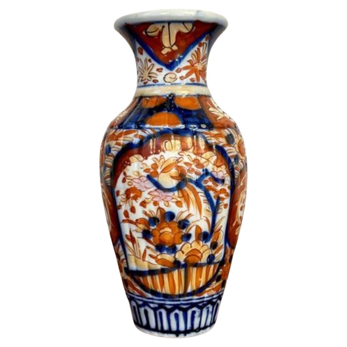 Lovely quality antique Japanese imari vase For Sale