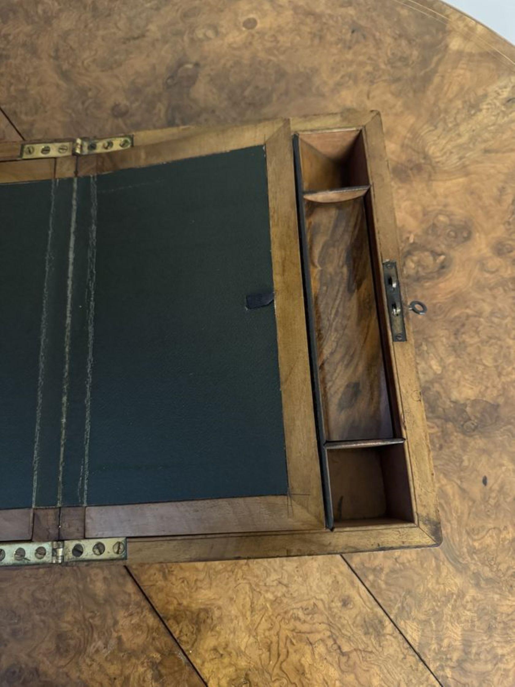 Caja de escritura antigua victoriana de nogal con rebabas y latón de gran calidad 1