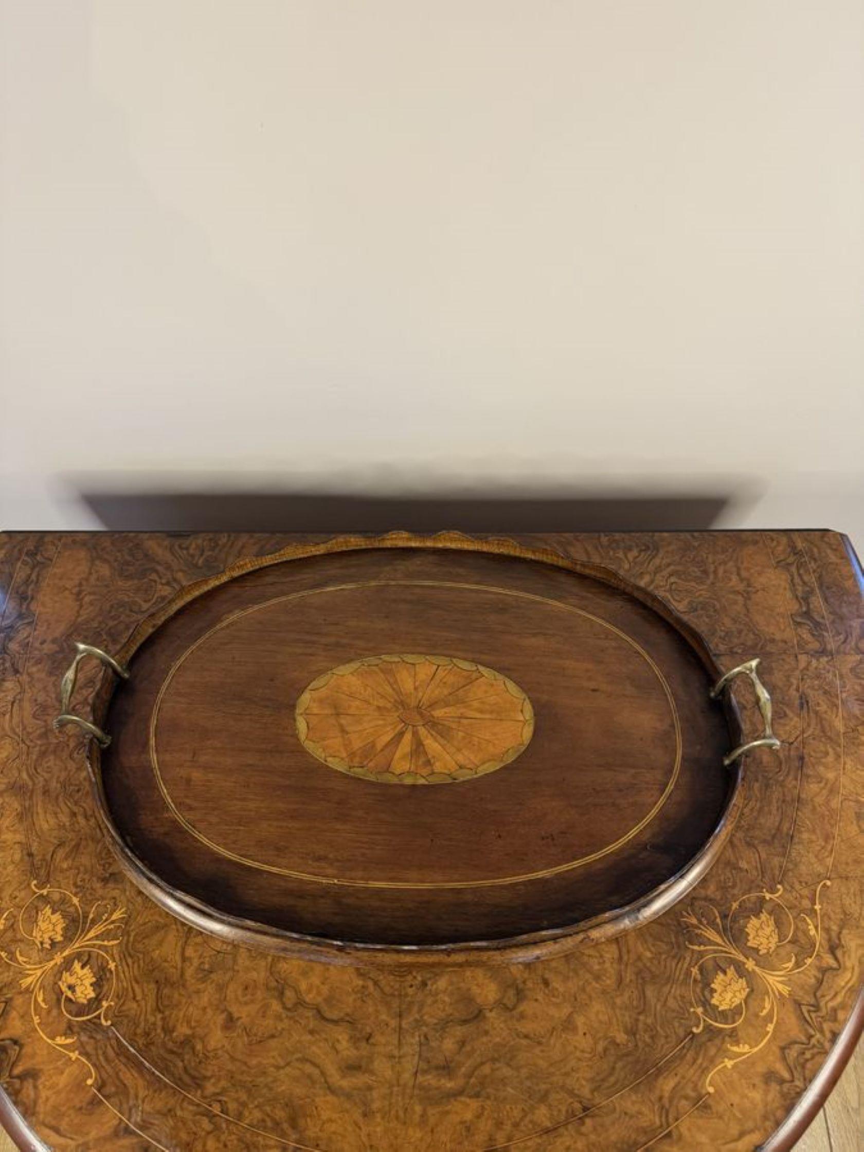 Preciosa bandeja de té antigua victoriana de caoba con incrustaciones de calidad Victoriano temprano en venta