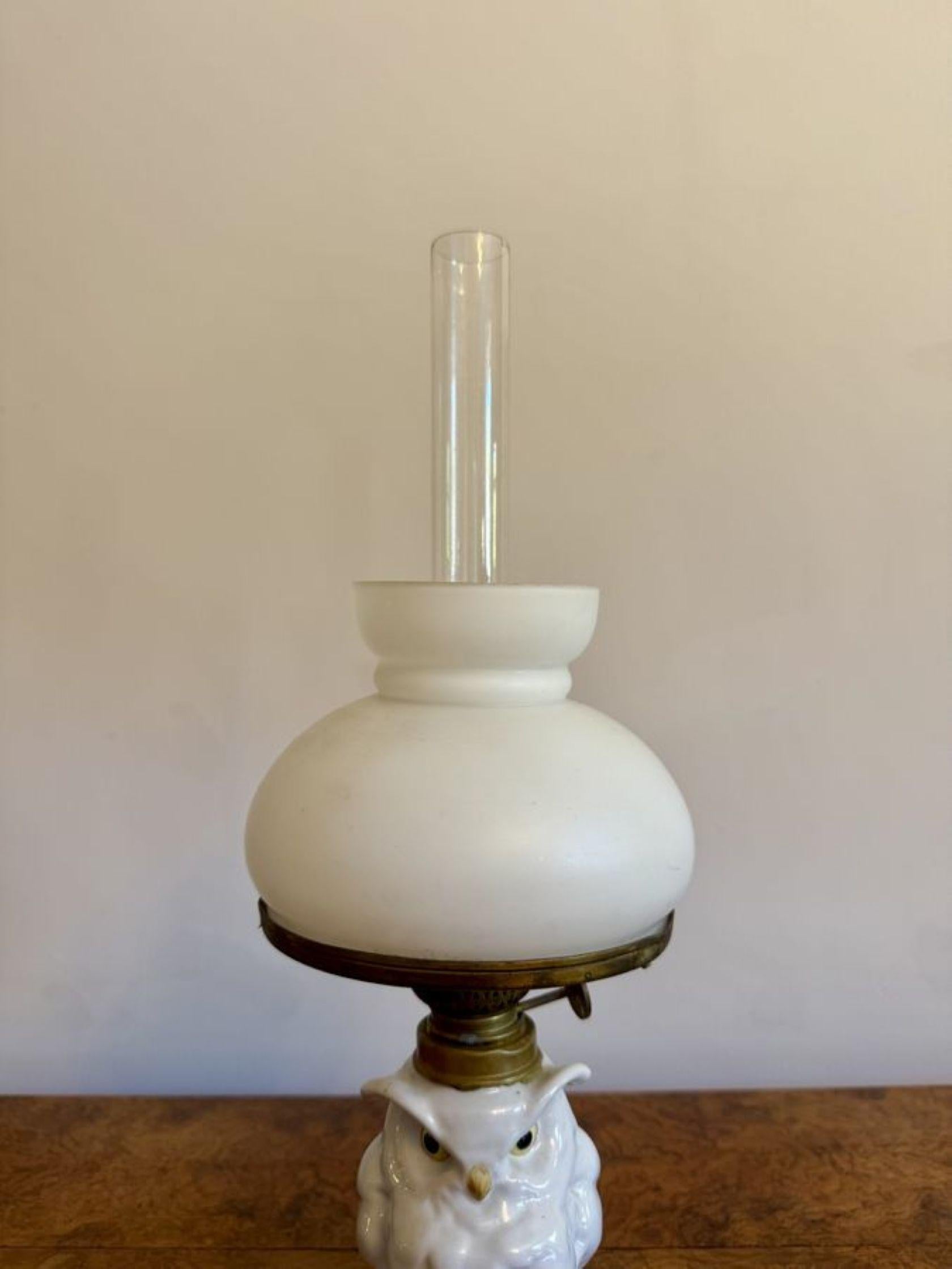 Brass Lovely quality antique Victorian porcelain owl oil lamp For Sale