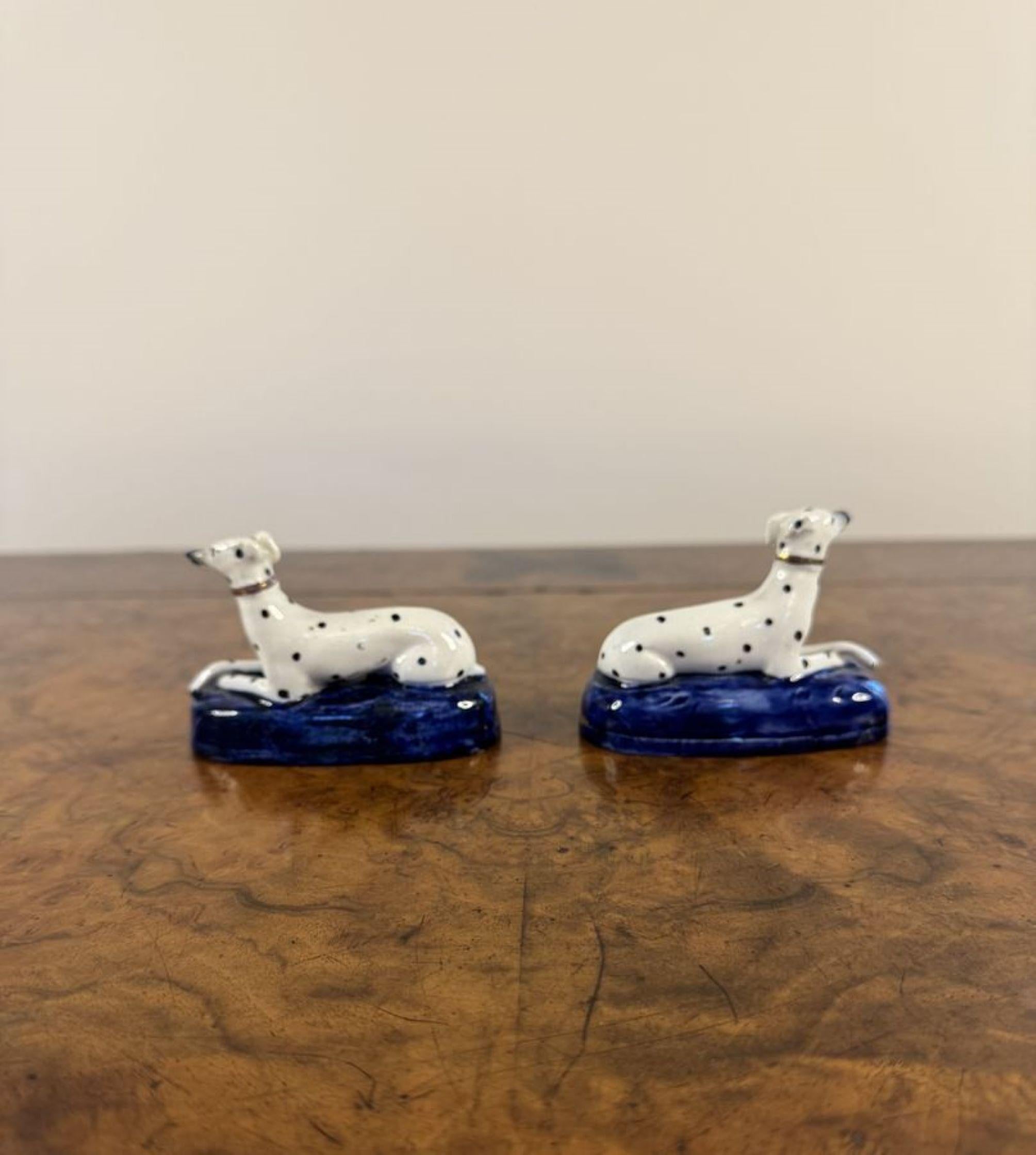 Lovely quality pair of antique Victorian Staffordshire Dalmatians In Good Condition In Ipswich, GB