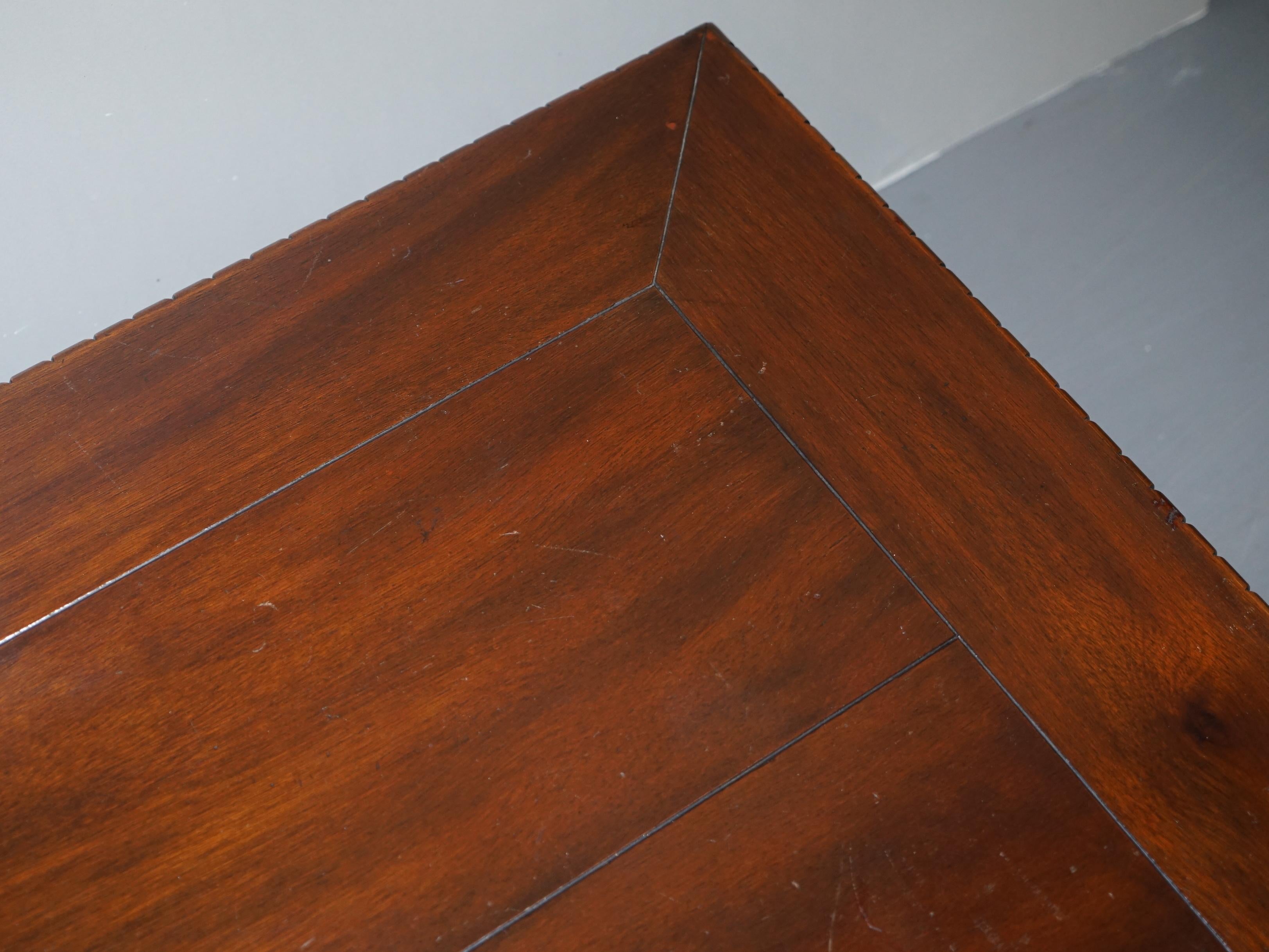 Lovely Ralph Lauren American Hardwood Carved Wood Coffee Cocktail Table Must See In Good Condition In West Sussex, Pulborough