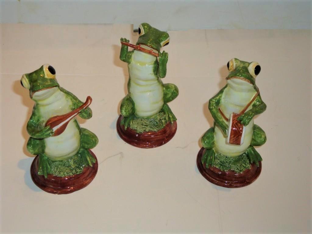 Porcelaine Ravissant ensemble rare de magnifiques grenouilles musicales originales en porcelaine italienne en vente