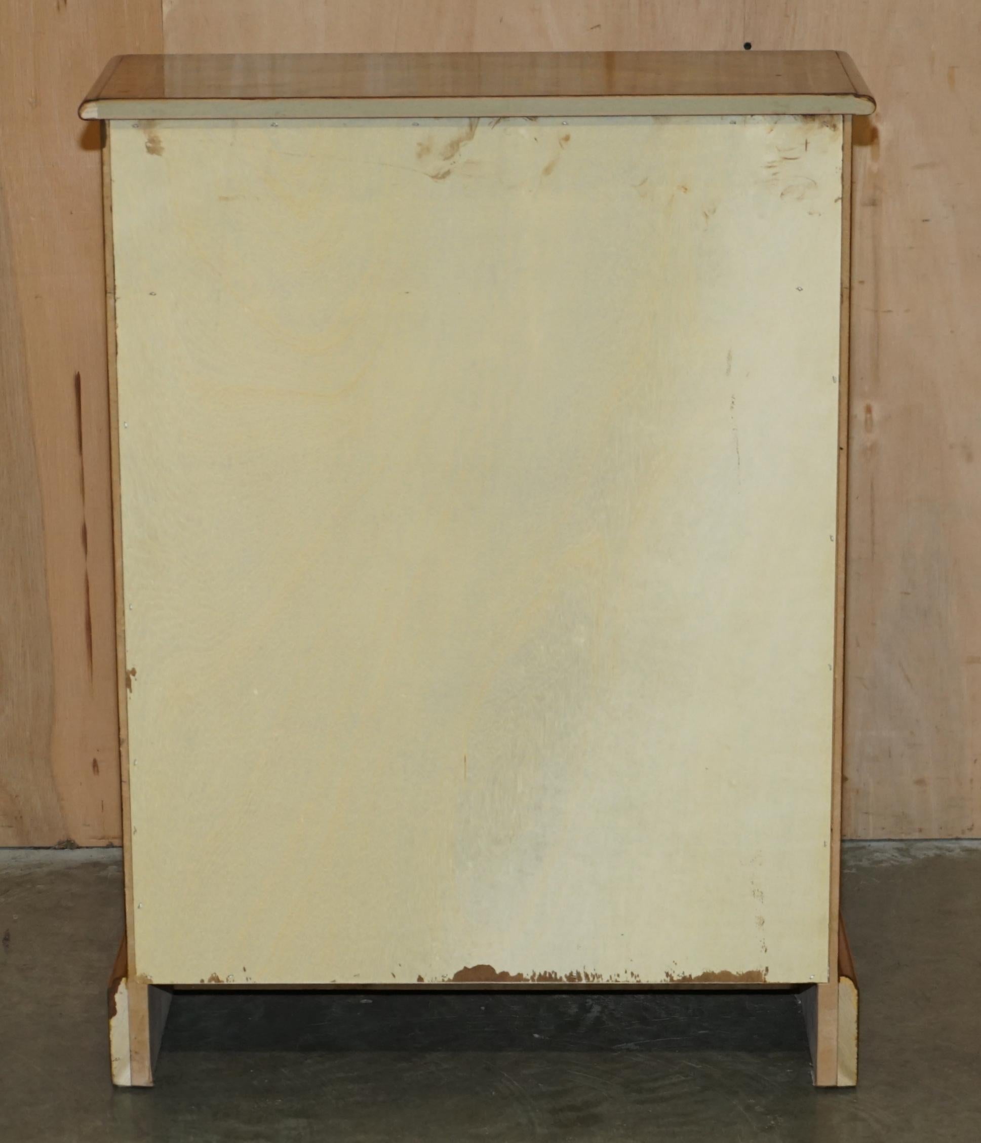 LOVELY RECLAIMED BURR WALNUT 36 BOTTLE WINE CHAMPAGNE RACK SiDEBOARD WITH DRAWER in vendita 5