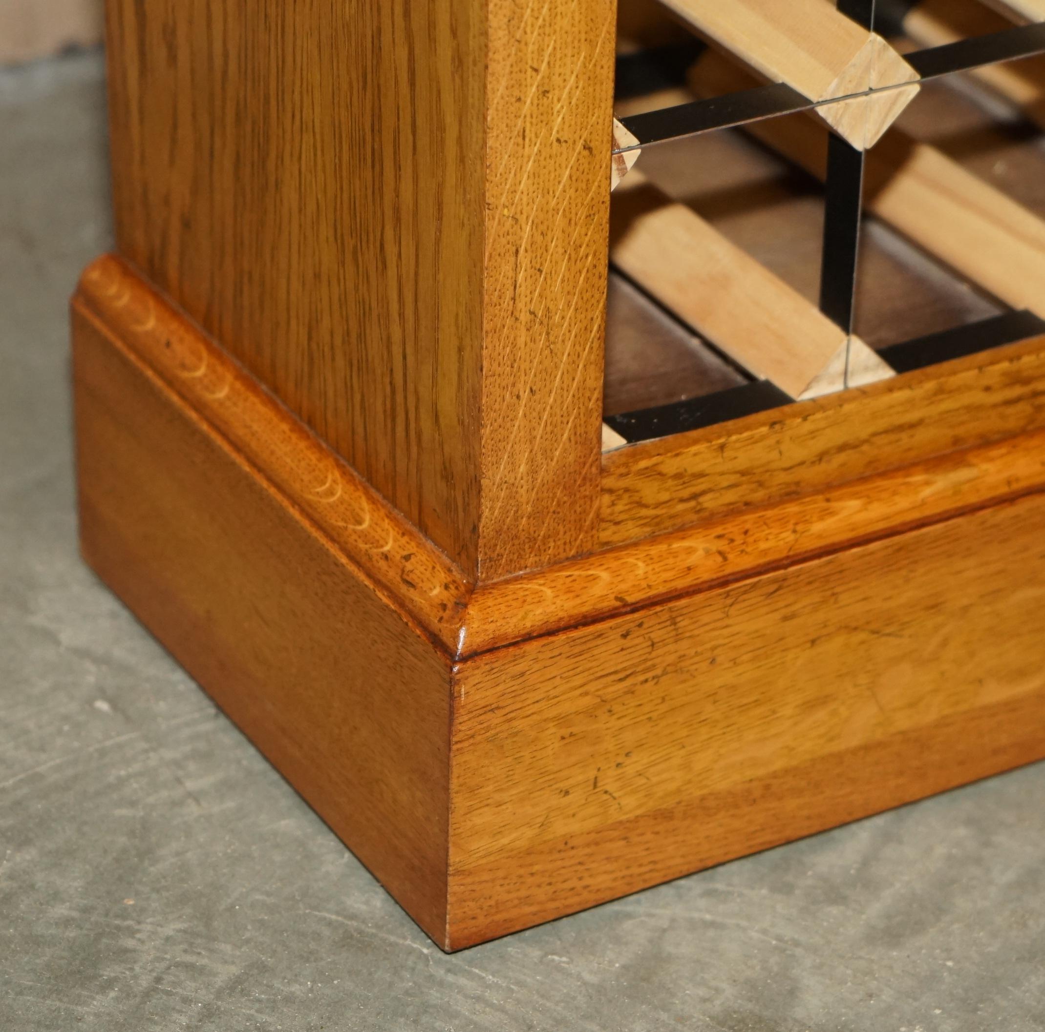 LOVELY RECLAIMED POLLARD OAK 36 BOTTLE WINE CHAMPAGNE RACK SIDEBOARD WiTH DRAWER For Sale 3