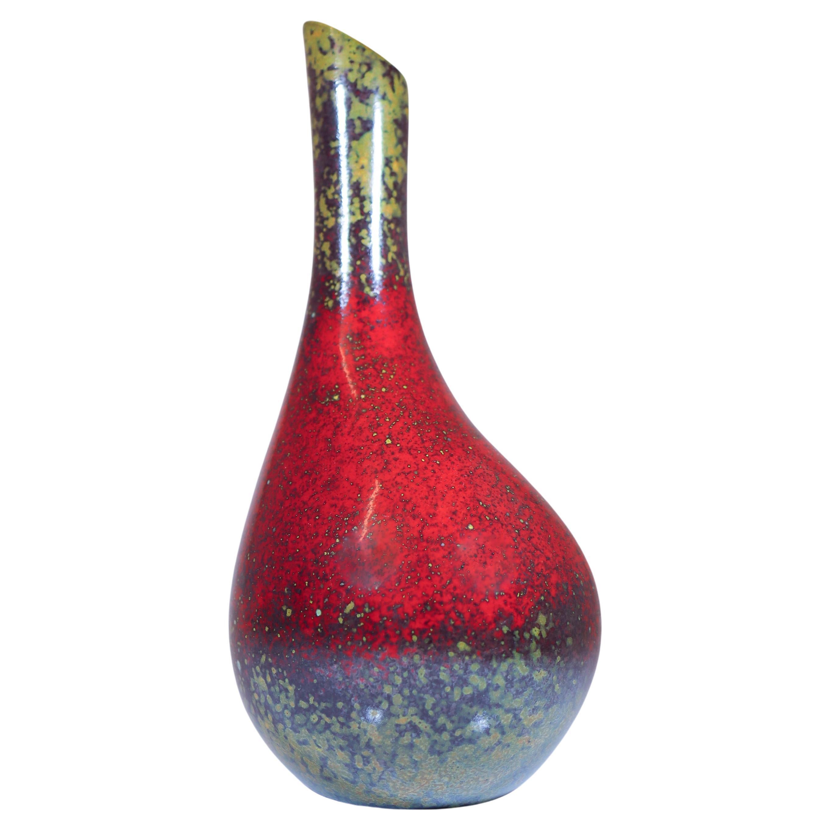 Hübsche rote Vase, Eathenware von Hans Hedberg, Biot, Frankreich