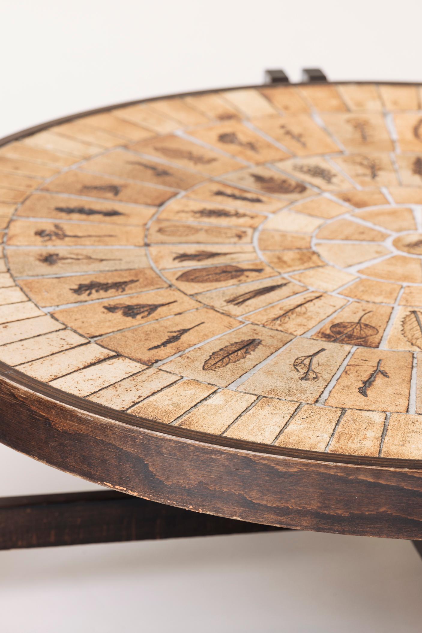 Lovely round coffee table by Roger Capron, France 1960s. 5