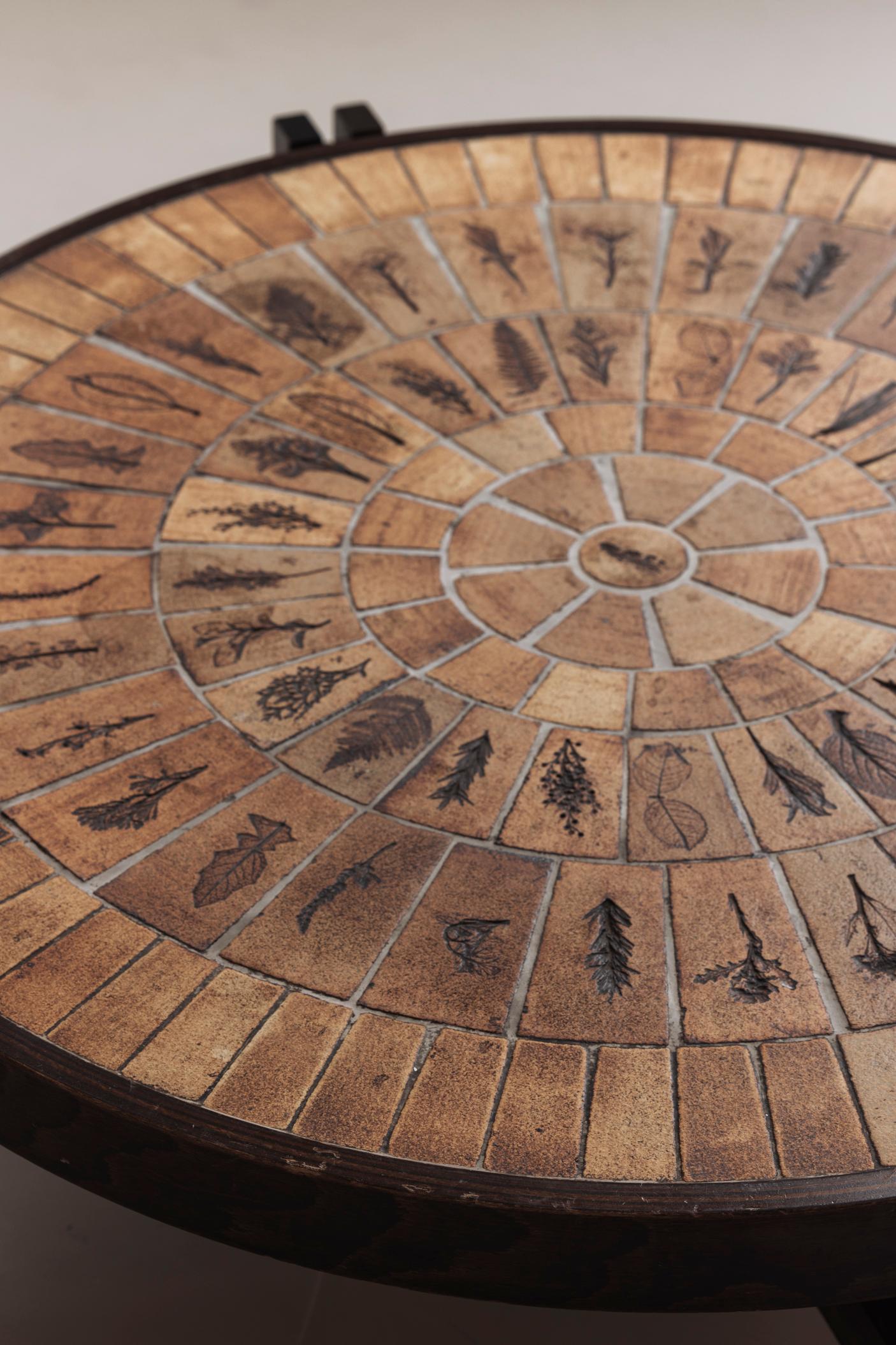 Mid-20th Century Lovely round coffee table by Roger Capron, France 1960s.