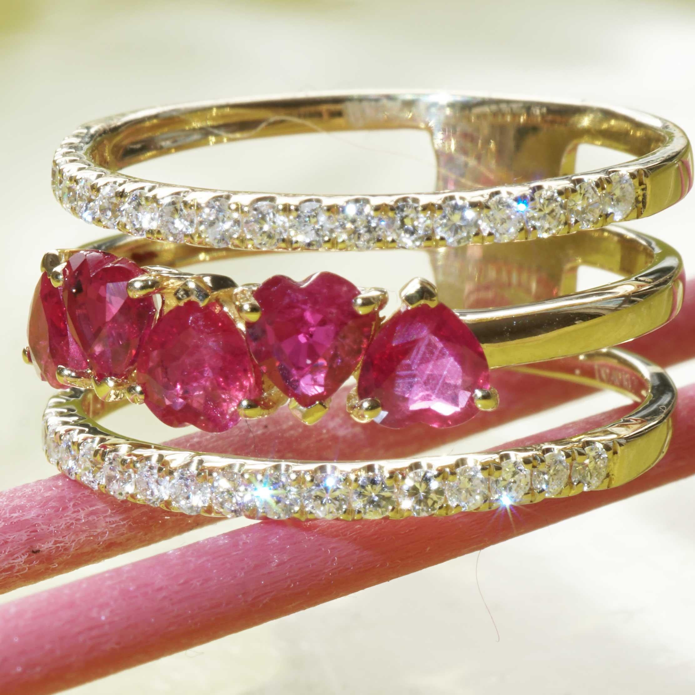 Modern Lovely Ruby Brilliant Ring 5 Hearts 1.20 ct and 0.40 ct beautiful Quality 