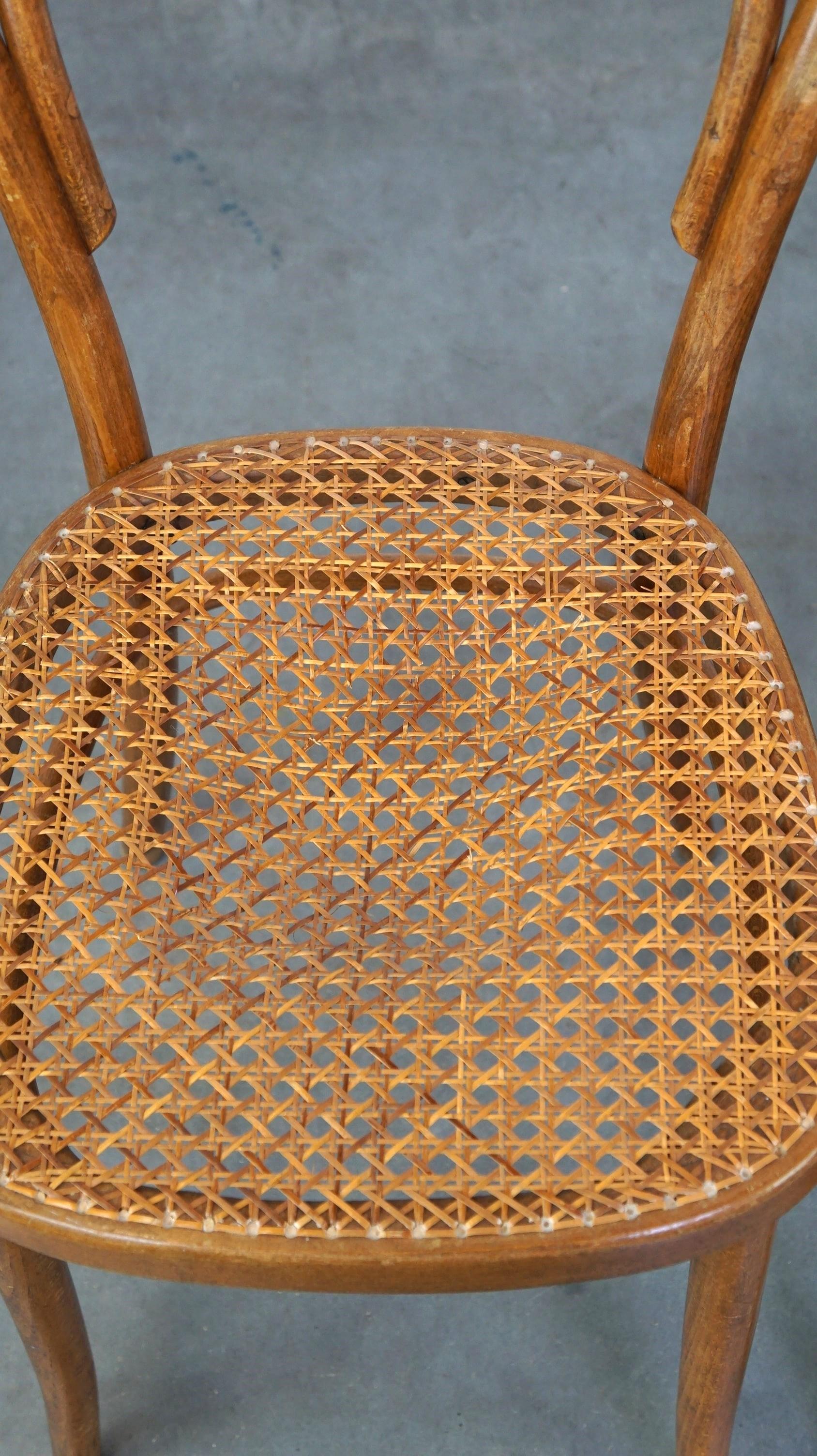 20th Century Lovely set of 2 brown vintage Thonet/bistro chairs with woven seats For Sale