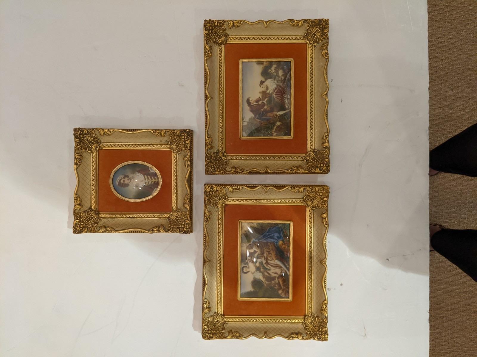 Lovely Set of 3 French Romantic Antique Paintings on Polymer For Sale 2