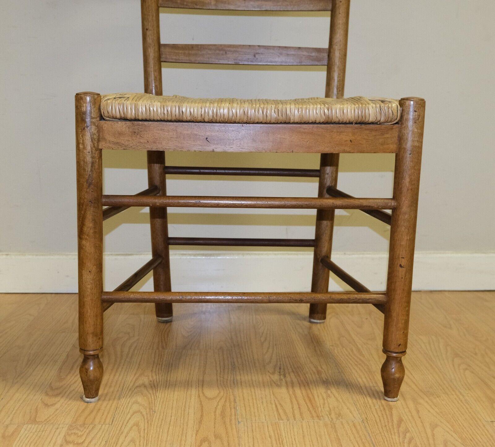 LOVELY SET OF 4 OAK FARMHOUSE RUSH SEAT LADDER BACK DiNING CHAIRS 3