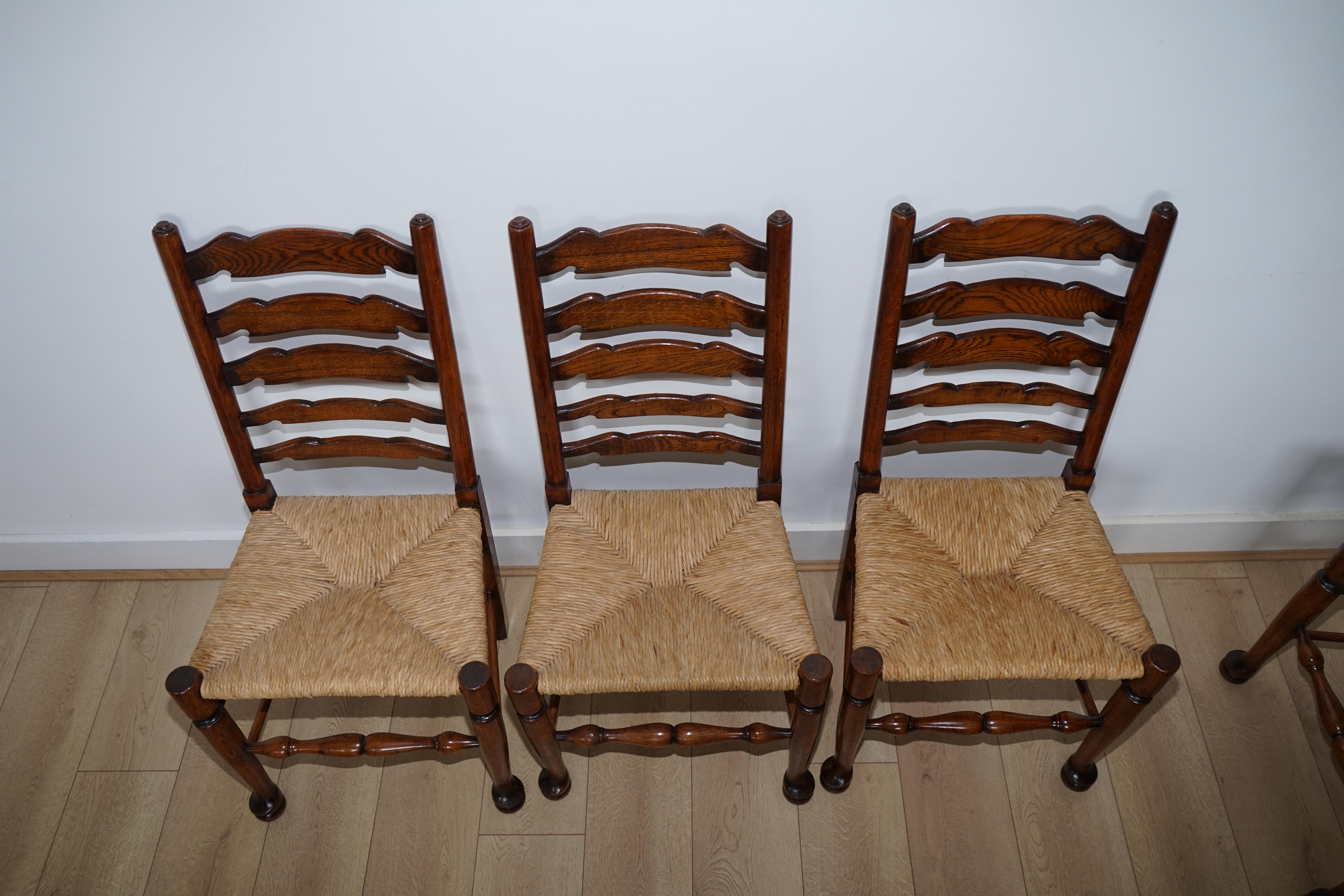 British Lovely Set of Six Dutch Ladder Back Oak Rush Wicker 1880's Dining Chairs