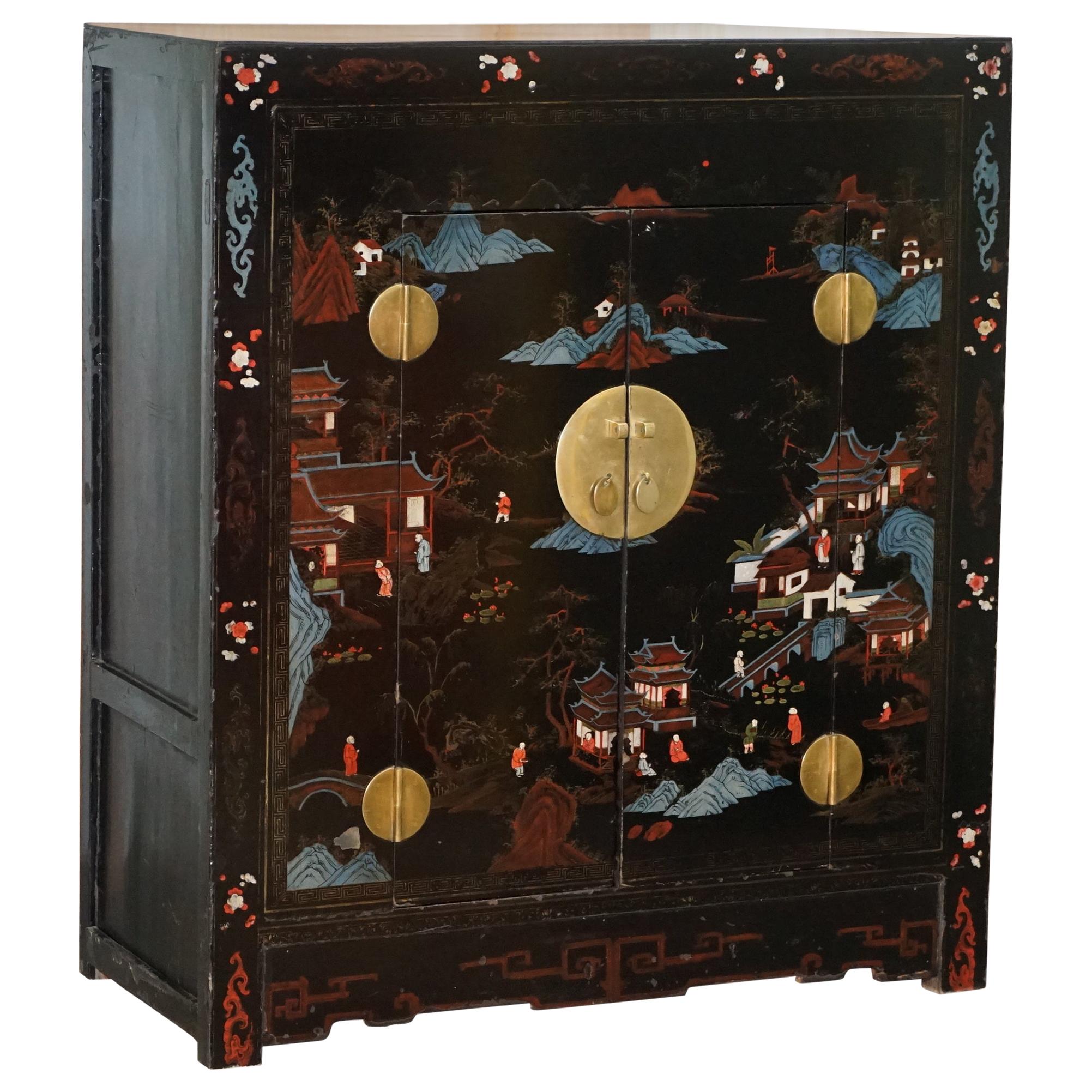 Lovely Shanghai China 1920s Coromandel Polychrome Painted and Lacquered Cabinet