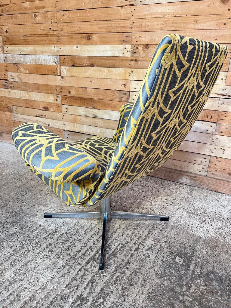 Lovely Shaped Dutch Retro 1950's Swan Arm Chair Unusual Shape Newly Upholstered For Sale 4
