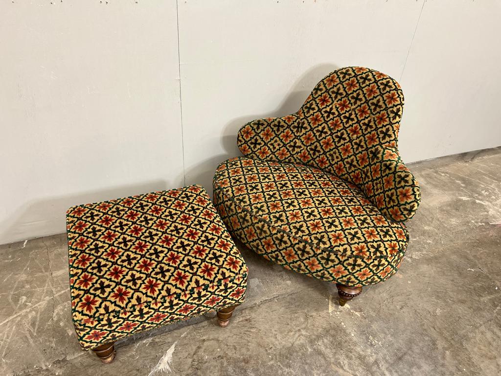 British Lovely Shaped English Antique Victorian 'Swan' or 'Spoon' Arm Chair + foot stool For Sale