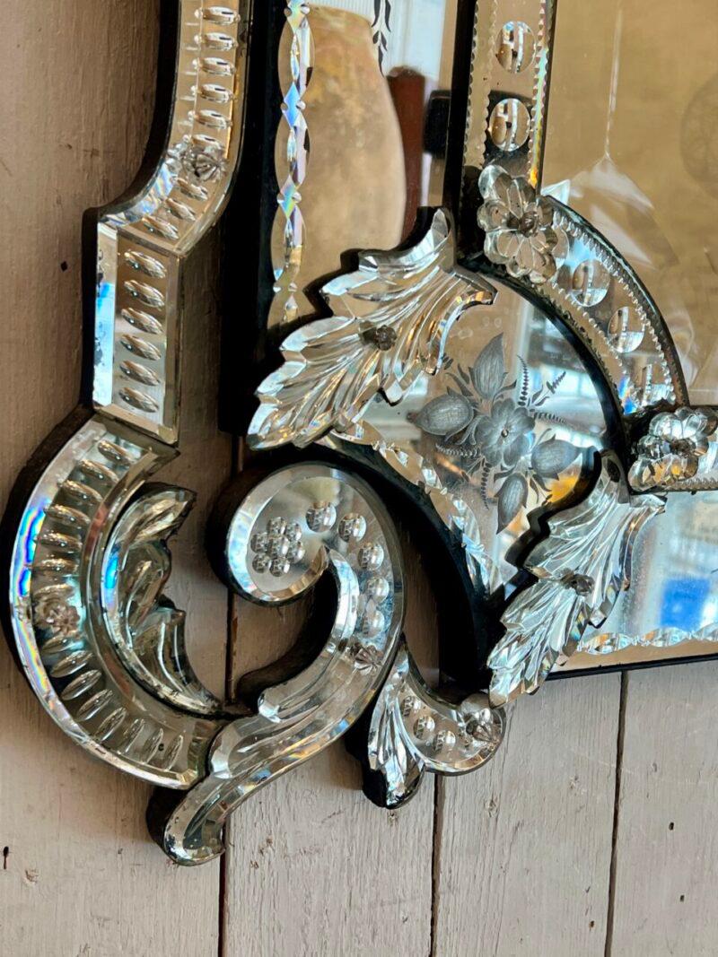 Lovely Shaped Venetian Mirror, 1920s France In Good Condition For Sale In Copenhagen K, DK
