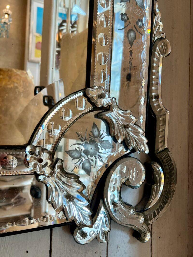 Lovely Shaped Venetian Mirror, 1920s France For Sale 1