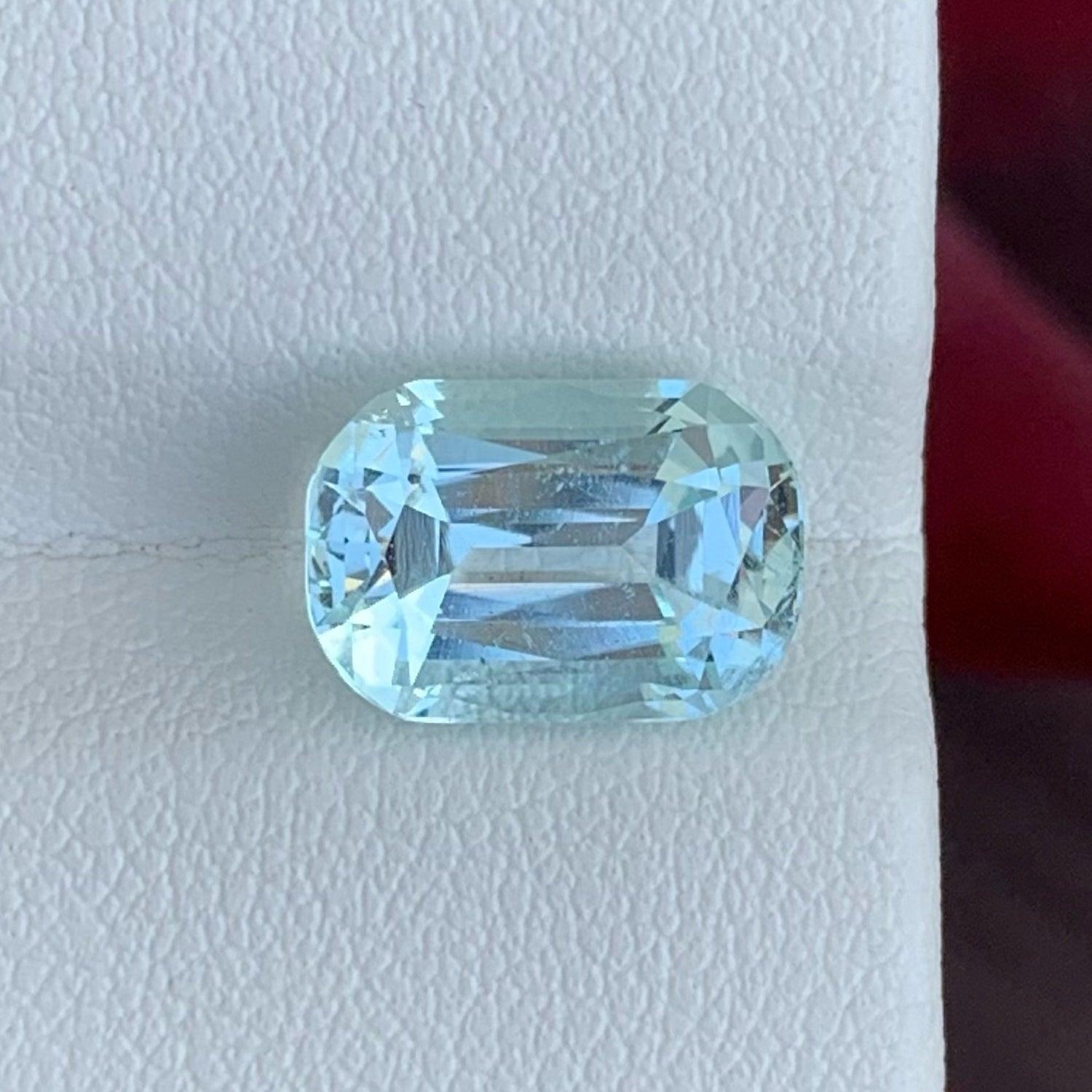 Lovely Sky Blue Aquamarine For Ring, available for sale at wholesale price natural high quality, 3.65 Carats, Vvs Clarity Loose Aquamarine from Pakistan.

Product Information:
GEMSTONE NAME: Lovely Sky Blue Aquamarine For Ring
WEIGHT: 3.65