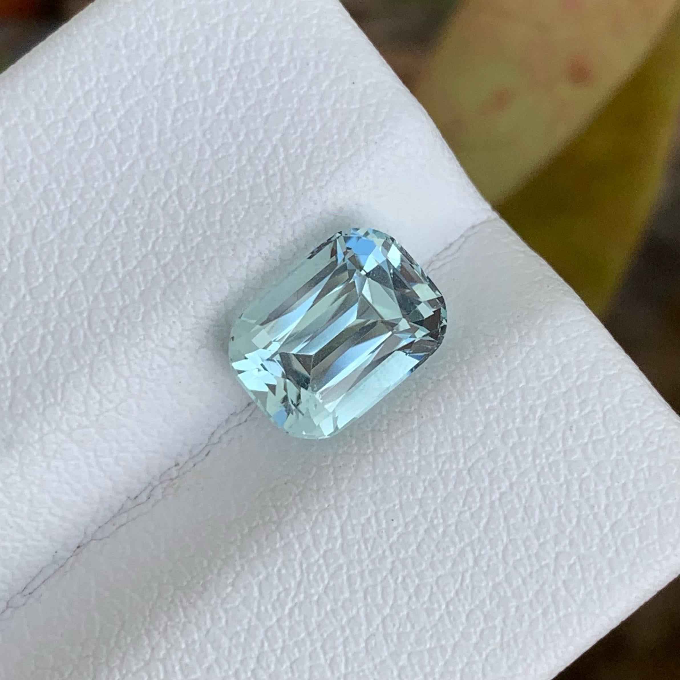 Preciosa Aguamarina Azul Cielo para Anillo 3,65 Quilates Aguamarina de Pakistán para Joyería en venta 1