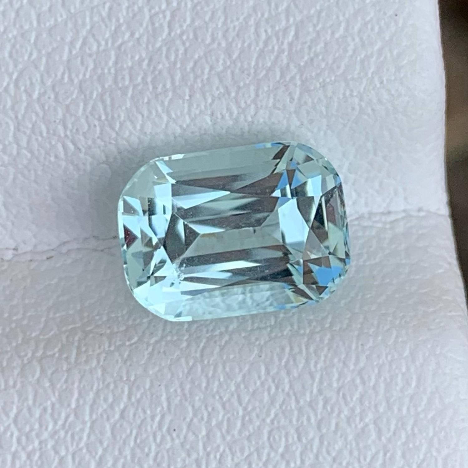 Preciosa Aguamarina Azul Cielo para Anillo 3,65 Quilates Aguamarina de Pakistán para Joyería en venta 3
