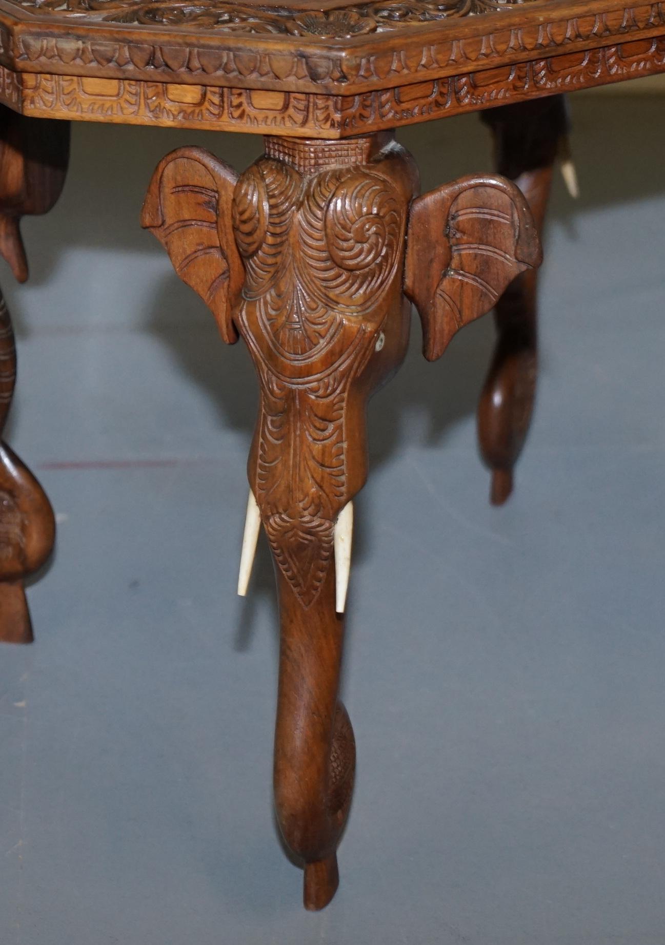 Lovely Small circa 1920 Anglo Indian Elephant Hand Carved Hardwood Side Table In Good Condition In West Sussex, Pulborough