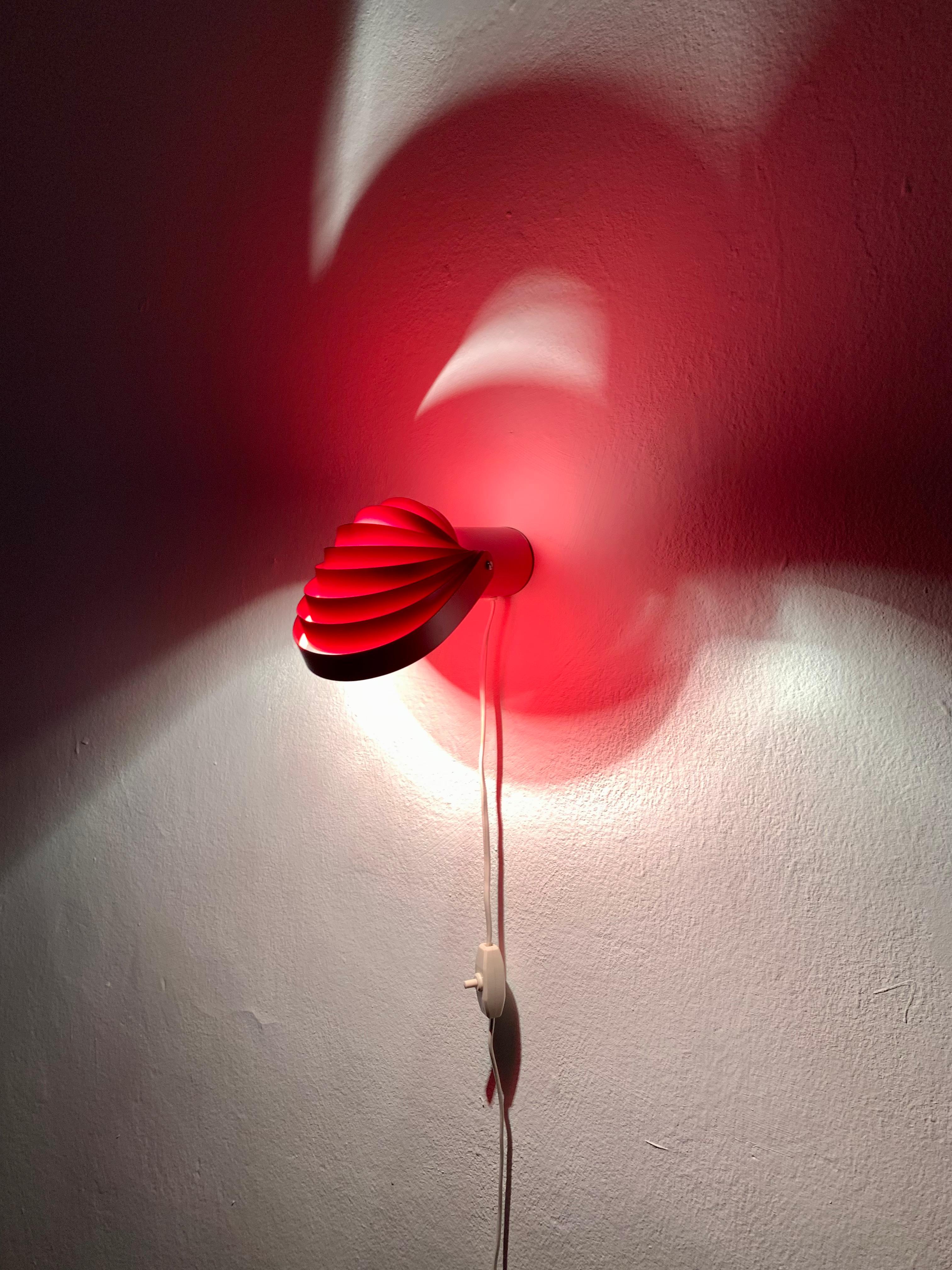Lovely Small Metal Wall Lamp by E.R. Nele for Temde For Sale 5