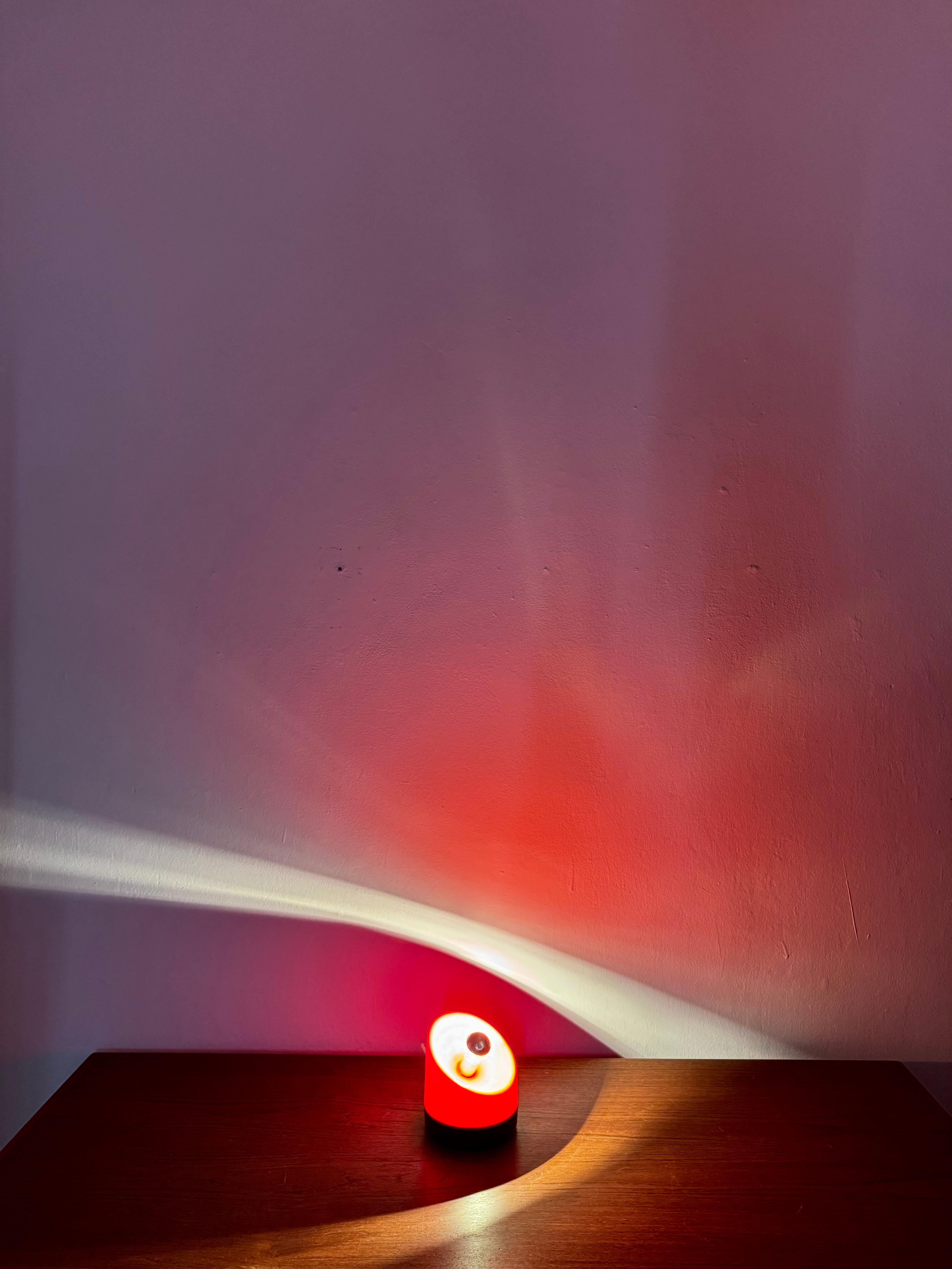 Lovely Small Platsic Table Lamp For Sale 4