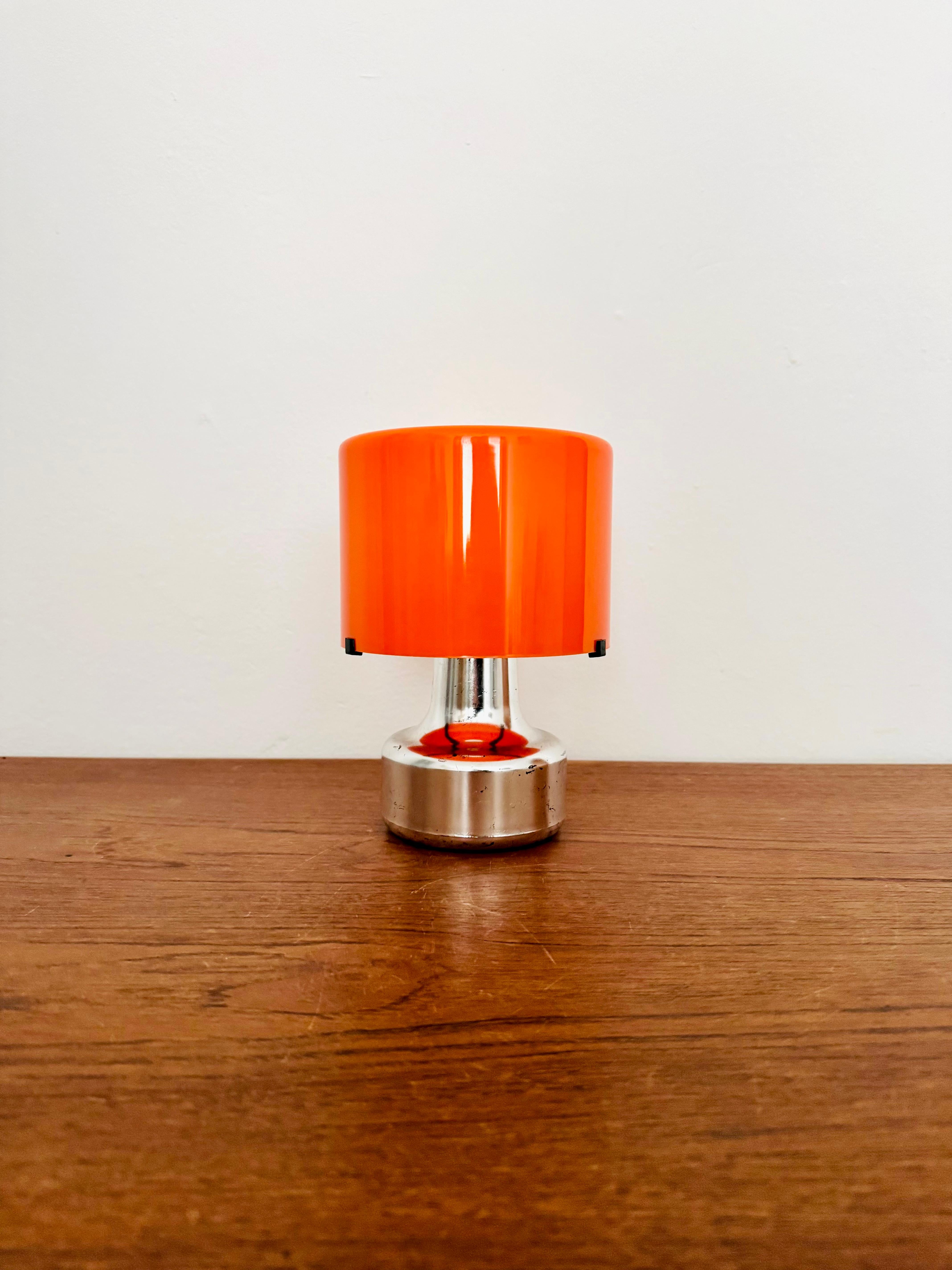 Mid-Century Modern Lovely Small Platsic Table Lamp For Sale