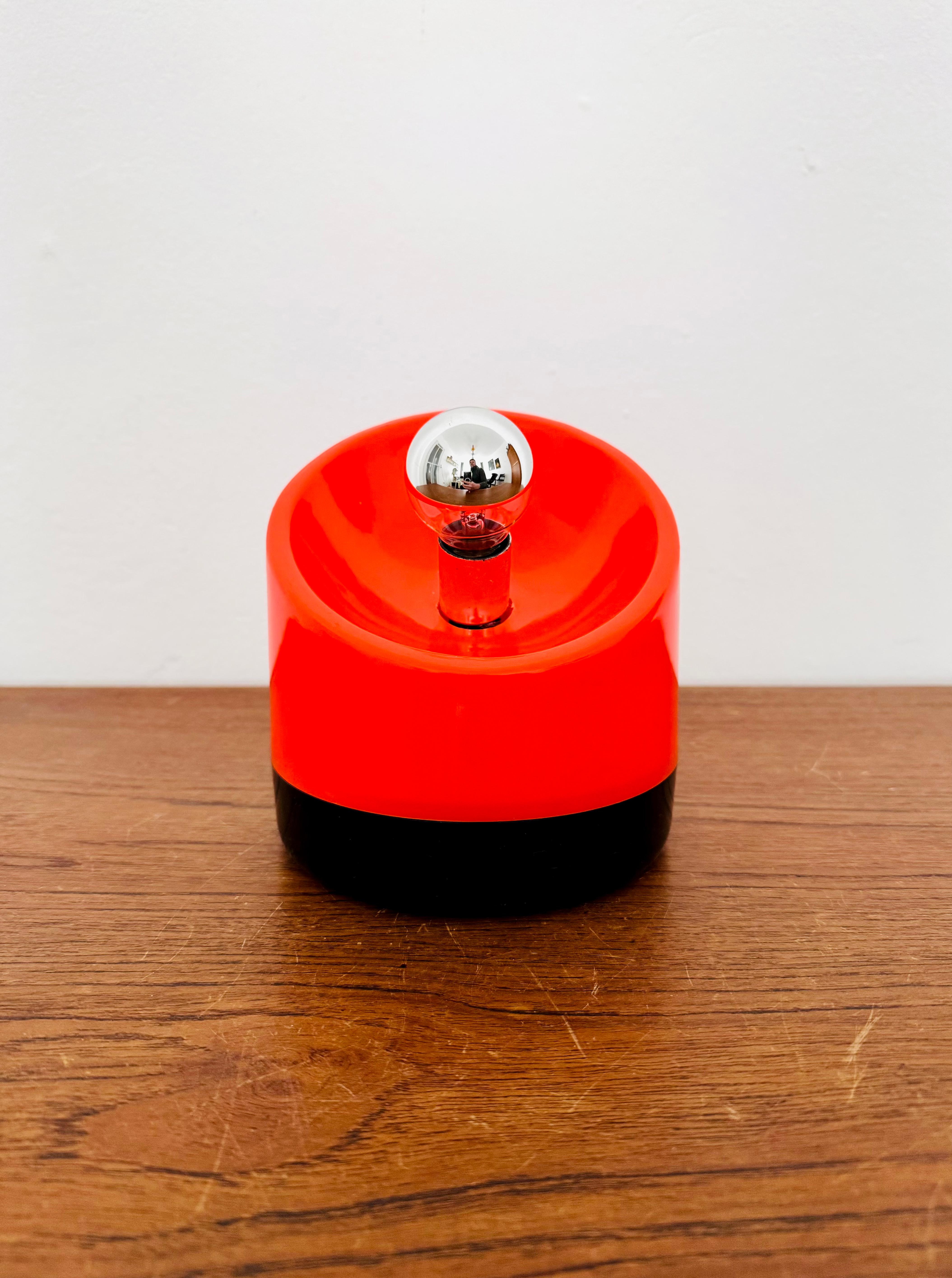 Lovely Small Platsic Table Lamp In Good Condition For Sale In München, DE