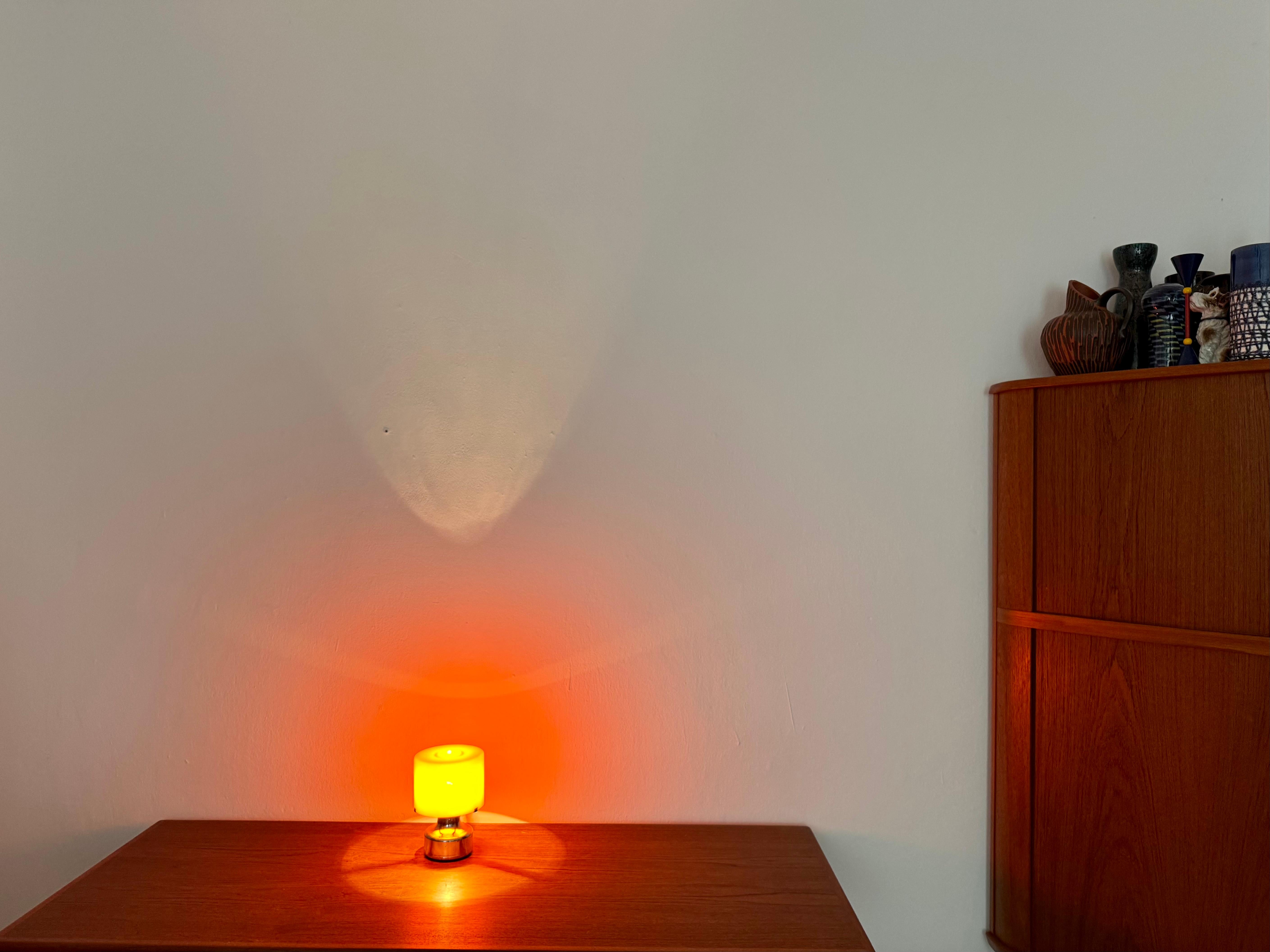 Lovely Small Platsic Table Lamp For Sale 2