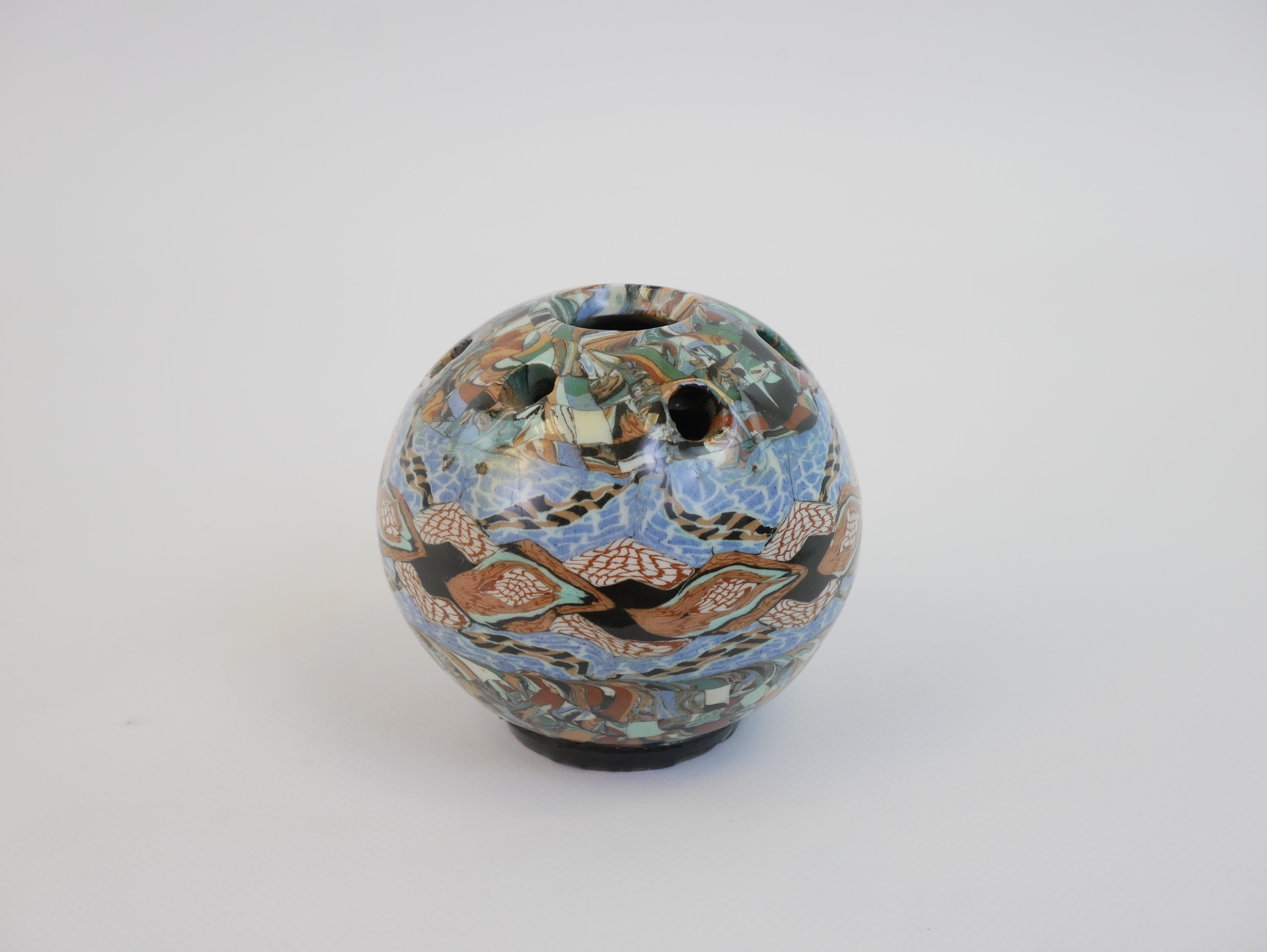 Hübsche kleine Blumenvase 
