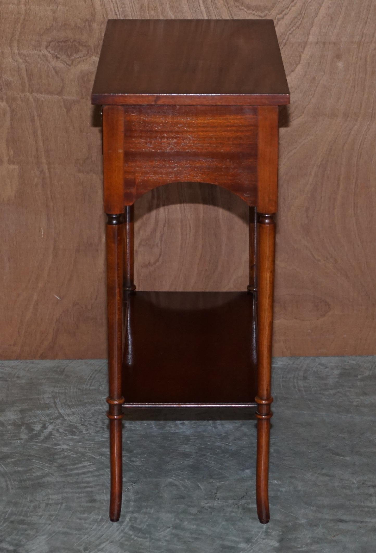 Lovely Small Two Drawer Bradley Furniture England Flamed Mahogany Console Table 5