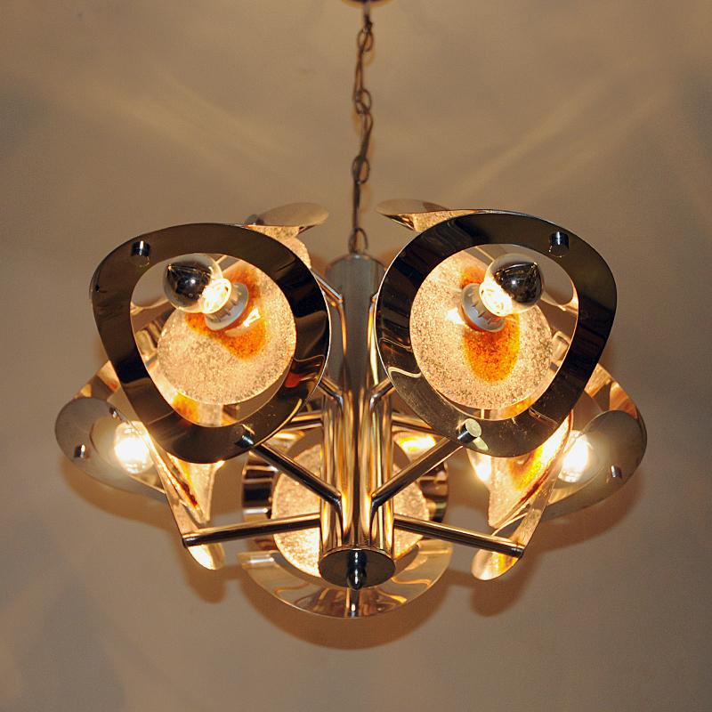 Lovely Space Age Italian Muranoglass and Chrome Ceiling lamp 1960s In Good Condition In Stockholm, SE