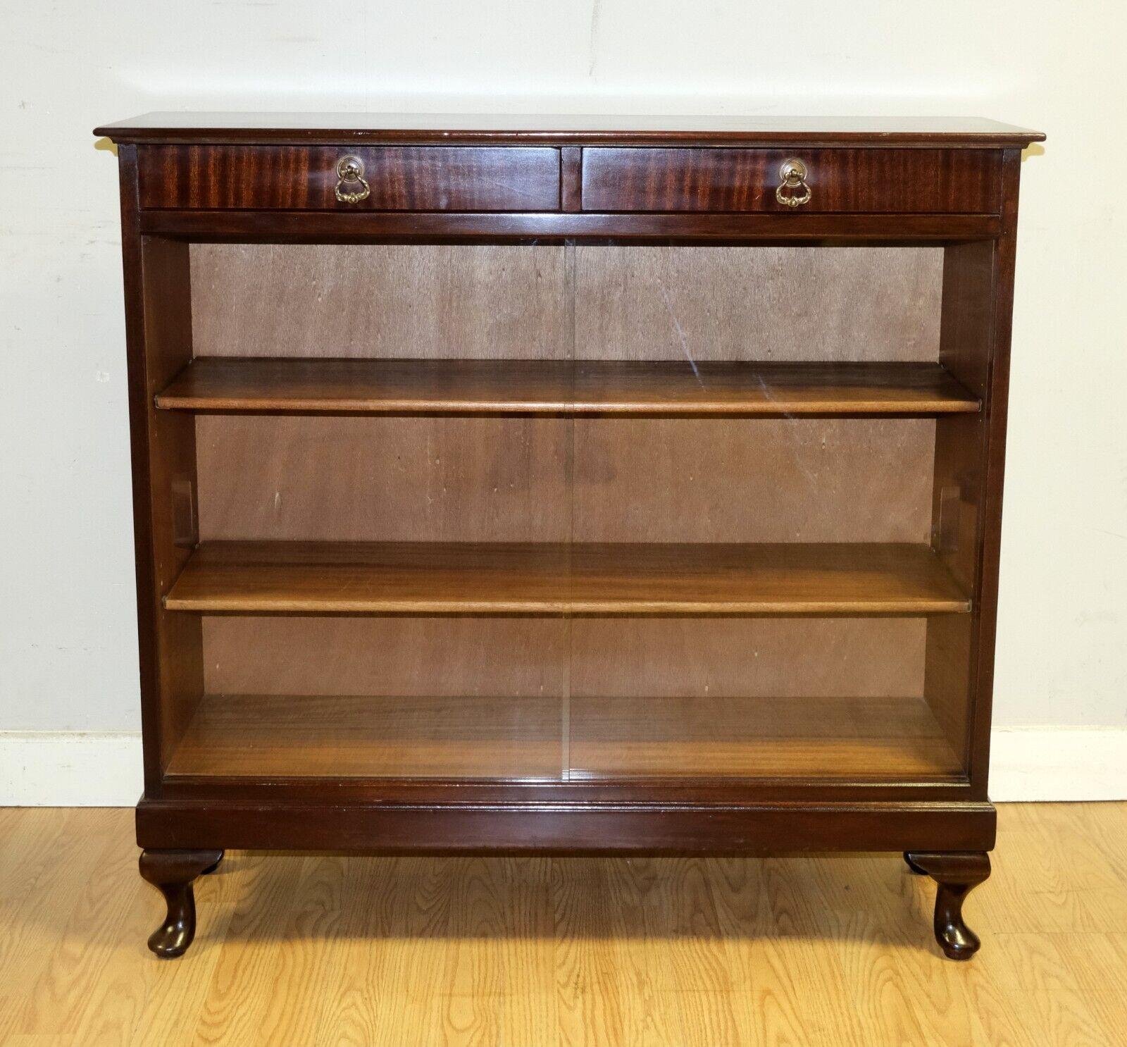 Mid-Century Modern LOVELY STRONGBOW HARDWOOD DiSPLAY CABINET SLIDING GLASS DOORS ON CABRIOLE LEGS