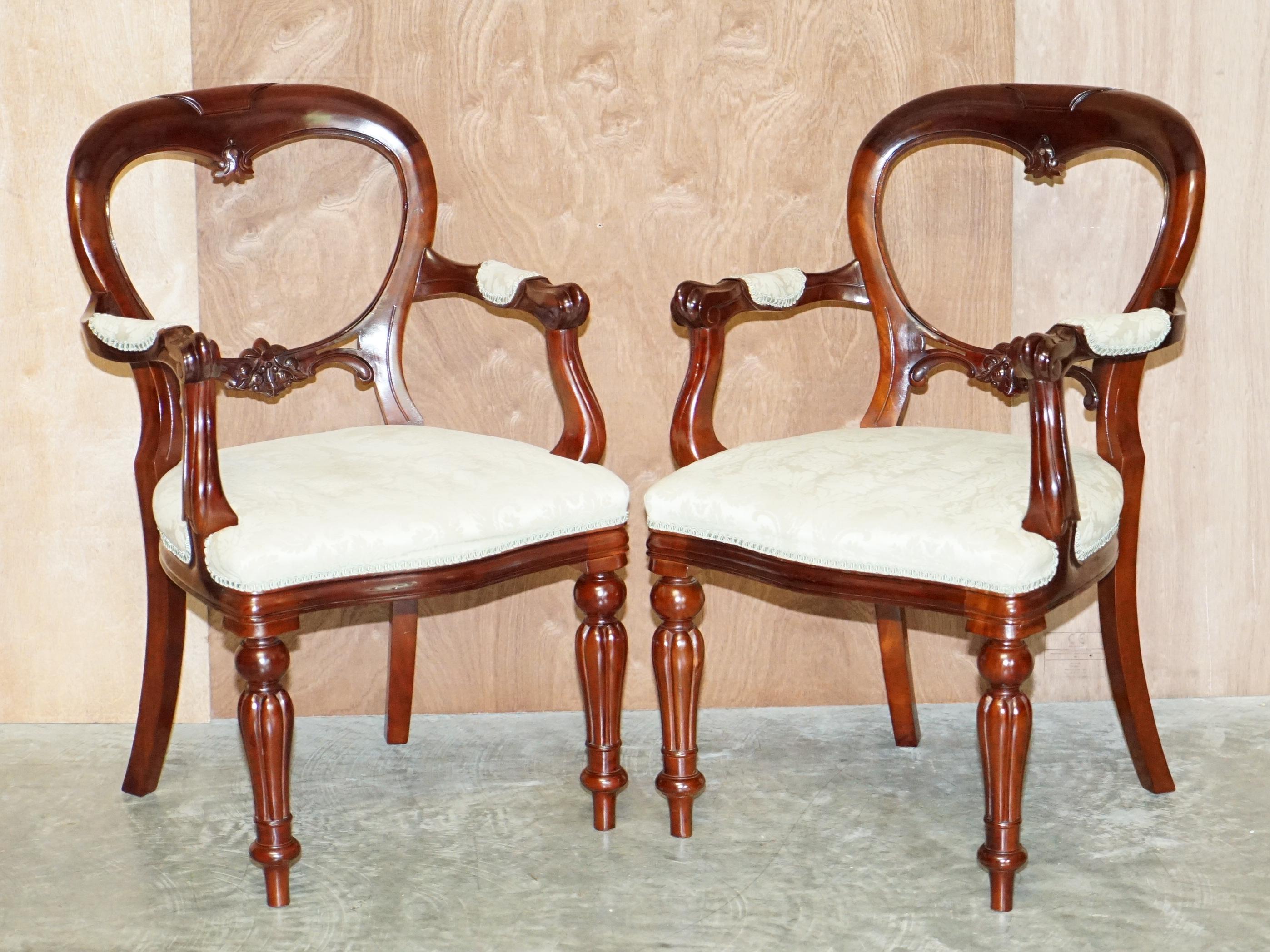 Lovely Suite of 12 Harrods London Medallion Back Carved Hardwood Dining Chairs 5