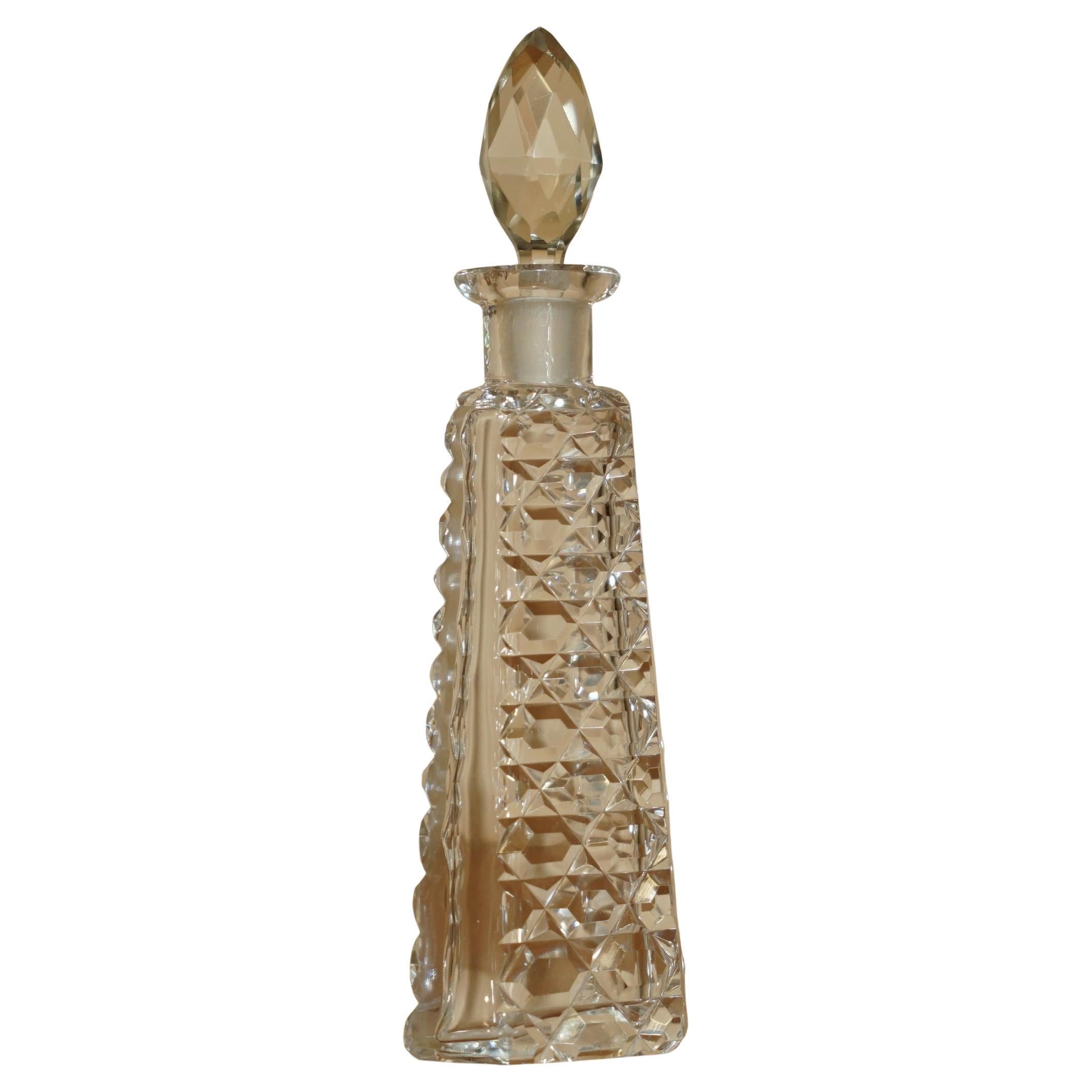 LOVELY TALL ANTIQUE CUT GLASS CRYSTAL COLLECTABLE DRESSiNG TABLE PERFUME BOTTLE