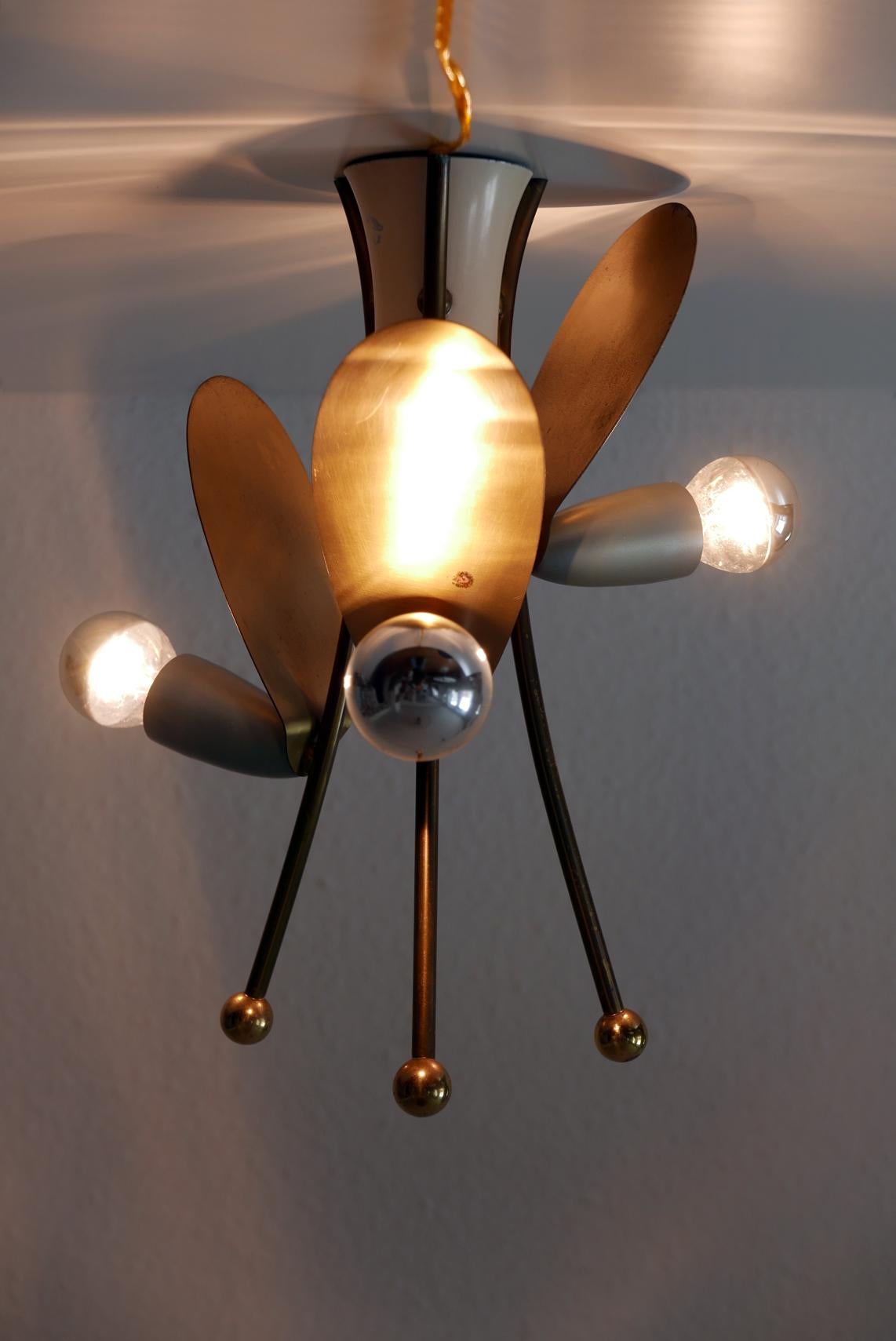 Lovely Three-Armed Sputnik Flush Mount or Ceiling Light Fly, 1950s, Germany For Sale 2